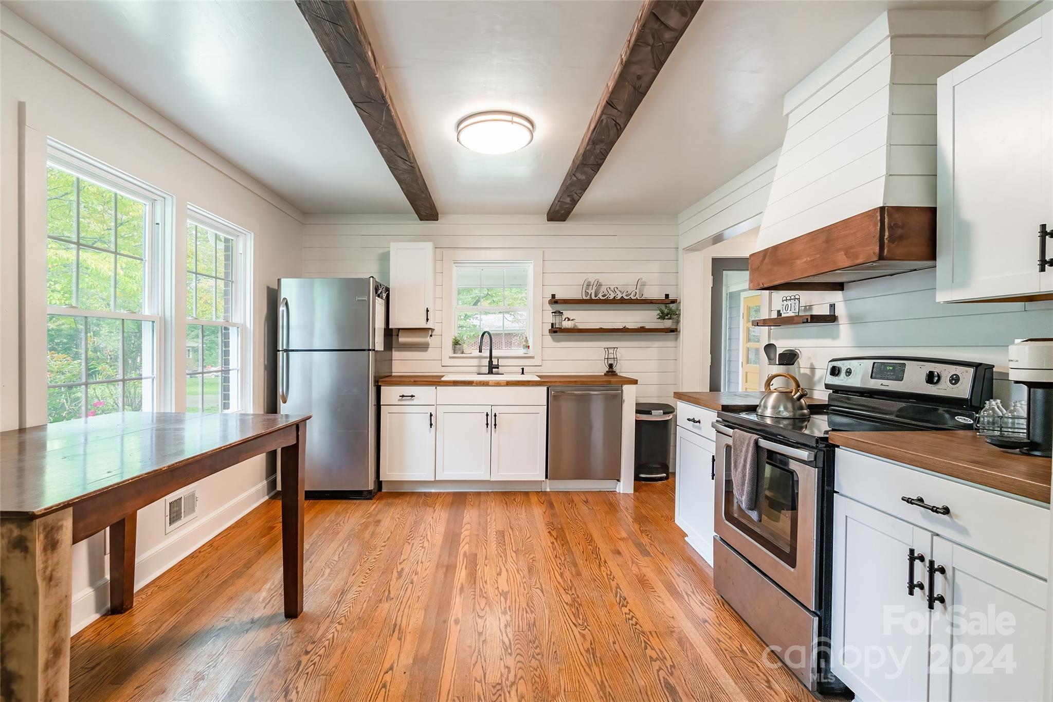 Colonial Heights - Residential