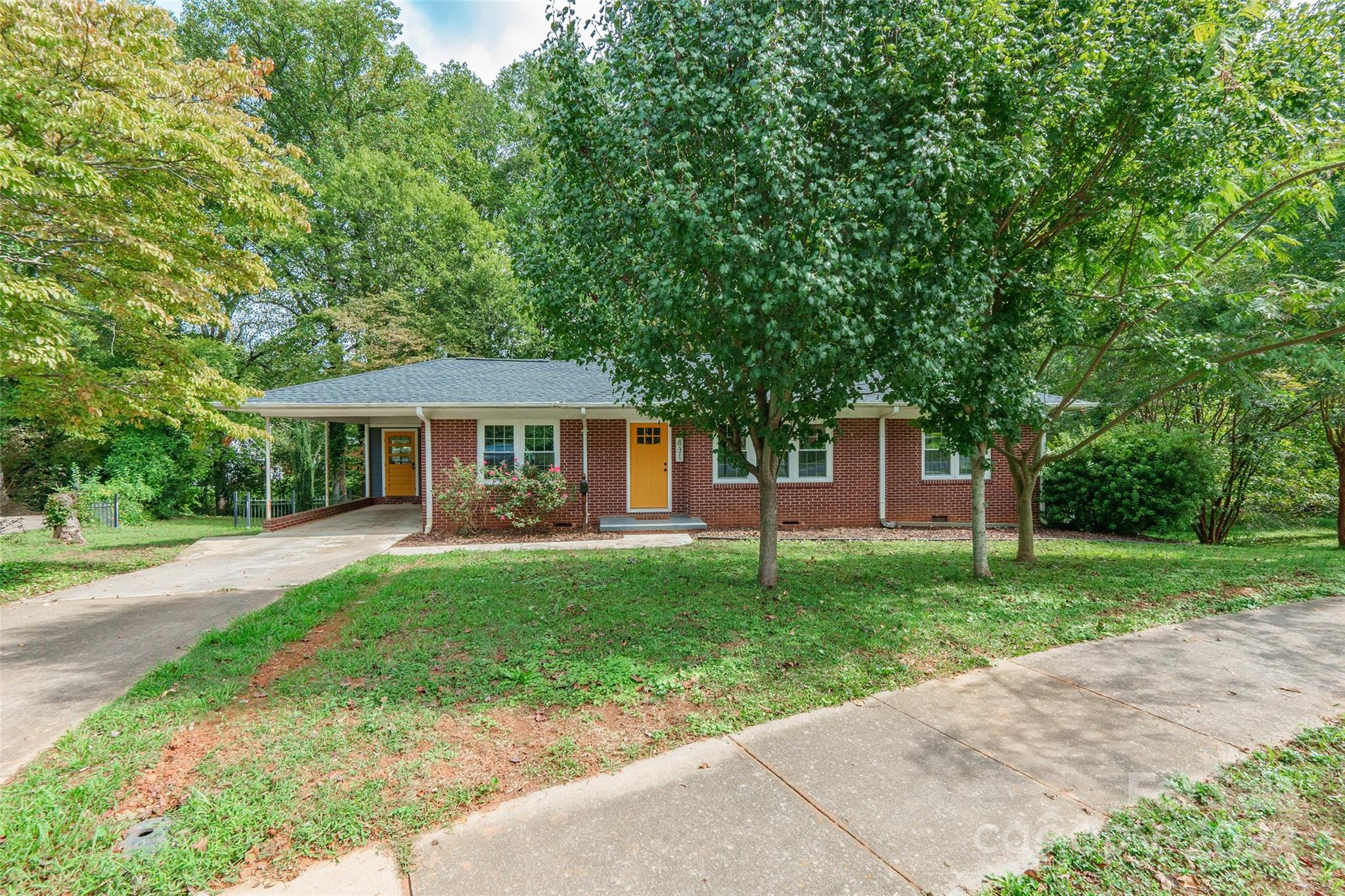 Colonial Heights - Residential