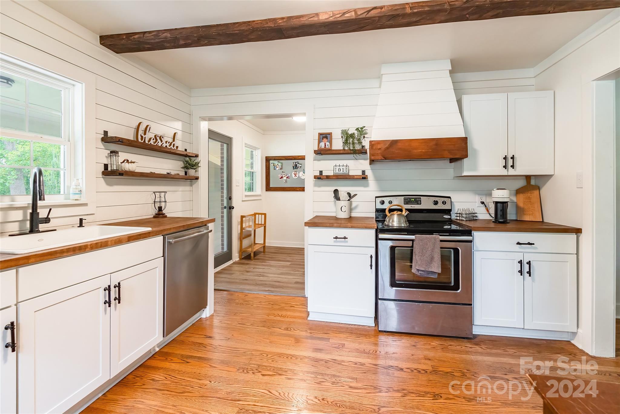 Colonial Heights - Residential