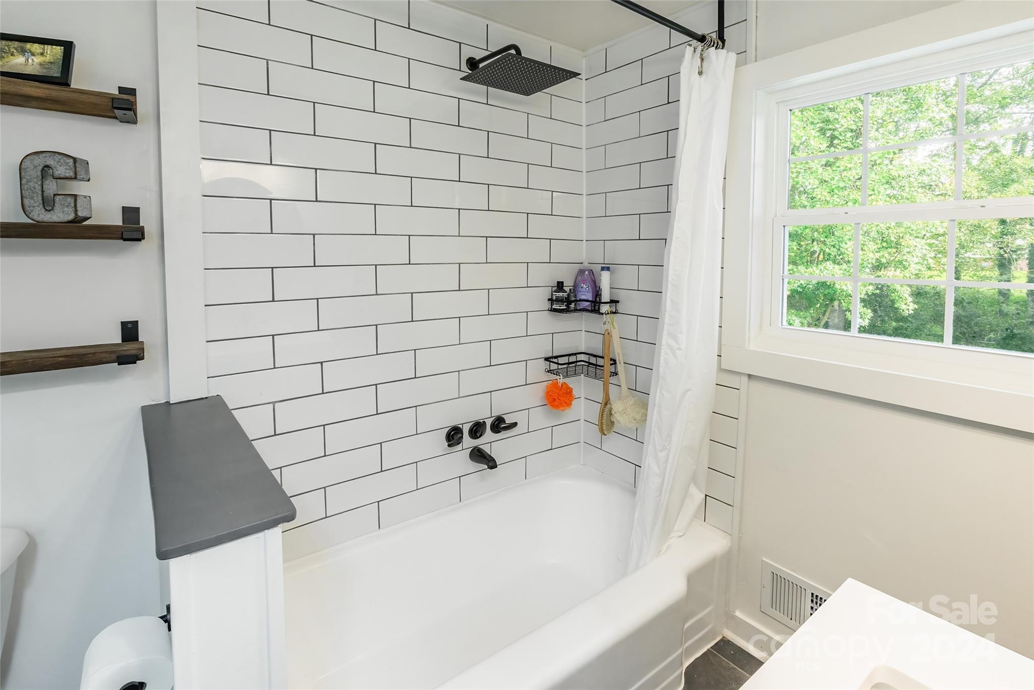 Colonial Heights - Residential