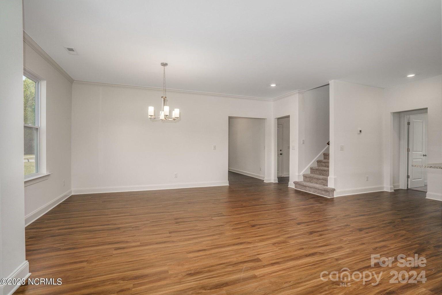 1 Regency Road