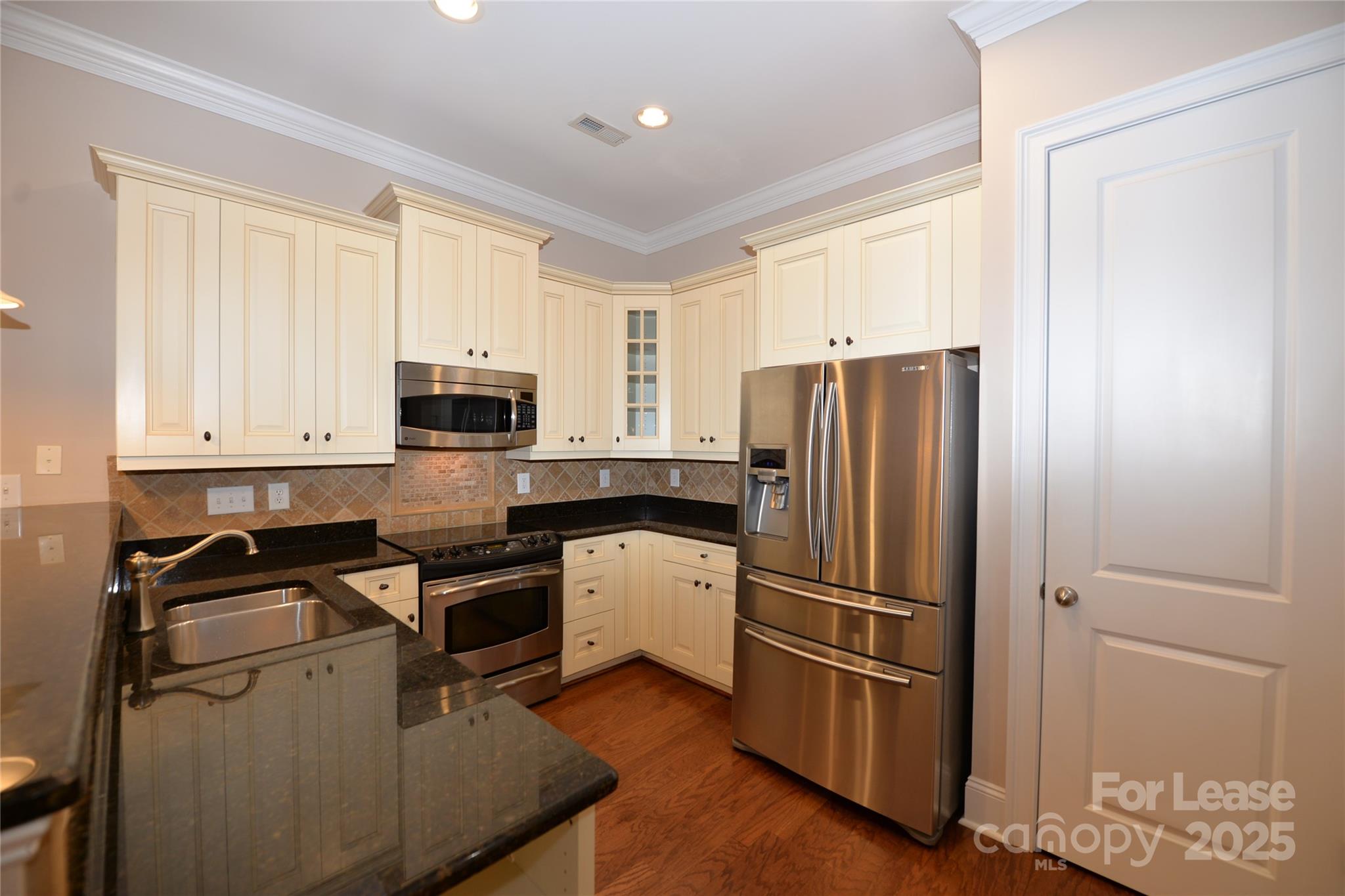 Harbour Place - Residential Lease