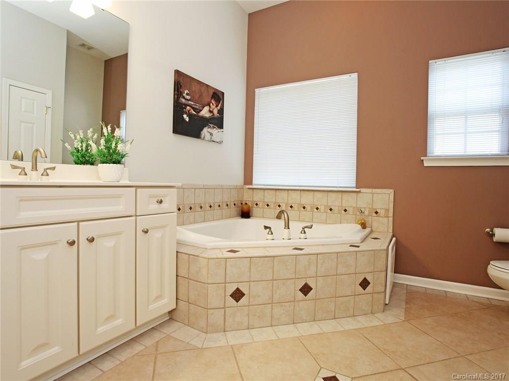 Four Seasons At Gold Hill - Residential