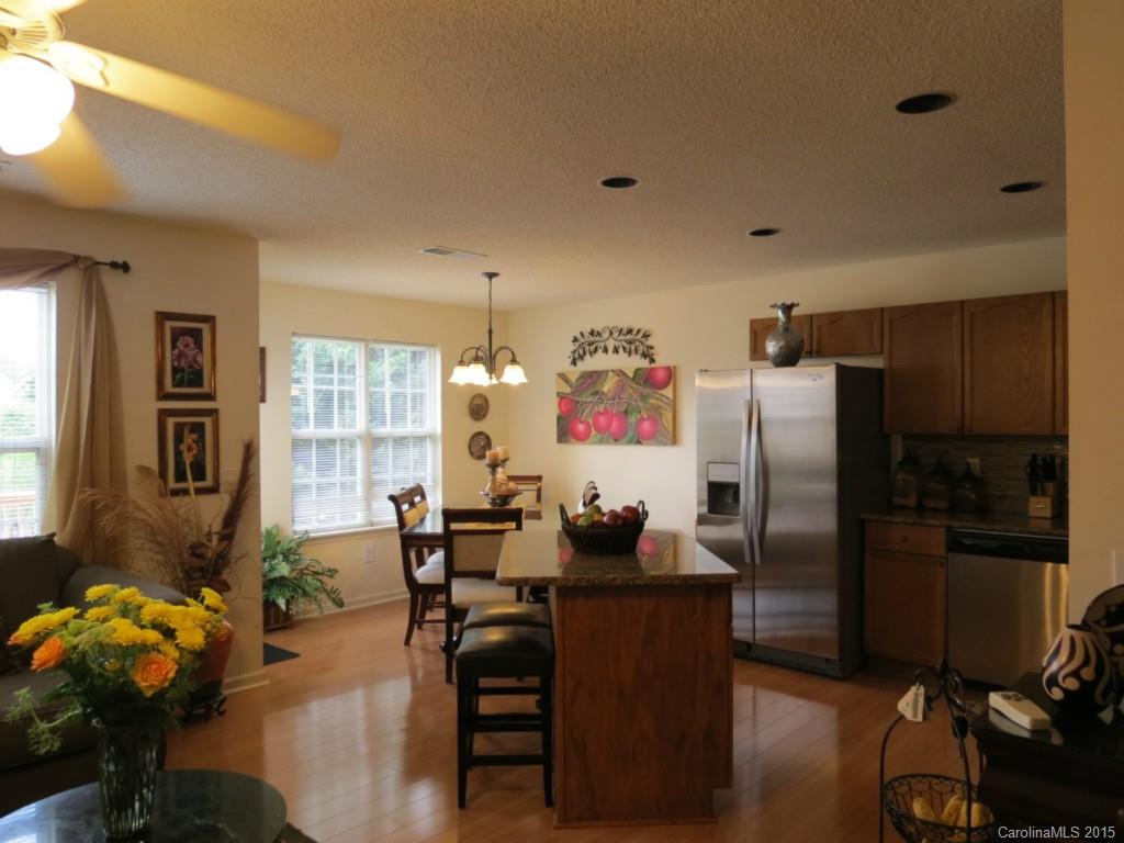 Elizabeth Townes - Residential