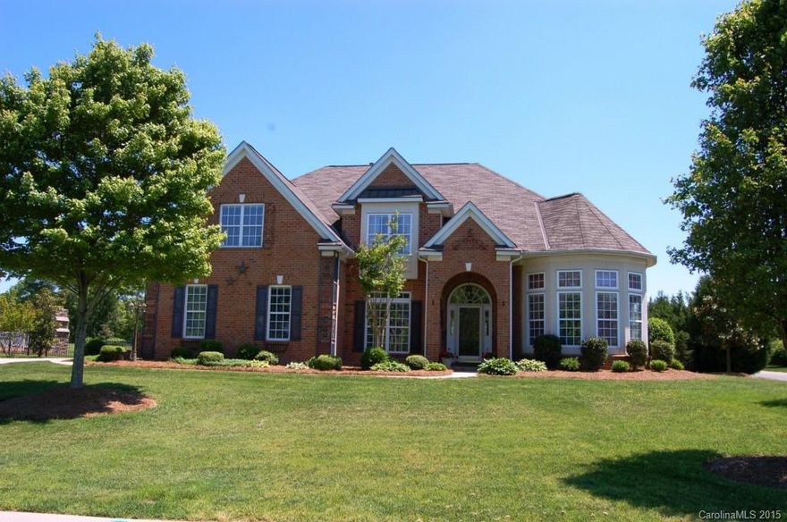 Most prestigious section of The Reserve. Open floor plan. Over 1/2 acre lot.  Impressive LR w/ barrel bay plus DR w/ French doors.  Inviting GR w/gas log FP opens to the spacious kitchen with NEW granite countertops & undermount sink! Office w/ French doors off the BK. Spacious MBR suite makes the perfect retreat. All bedrms plus the bonus rm have direct bath access. Covered back porch overlooks the lg fen back yard & sparkling salt water pool. New roof w/lifetime  shingles (2013).