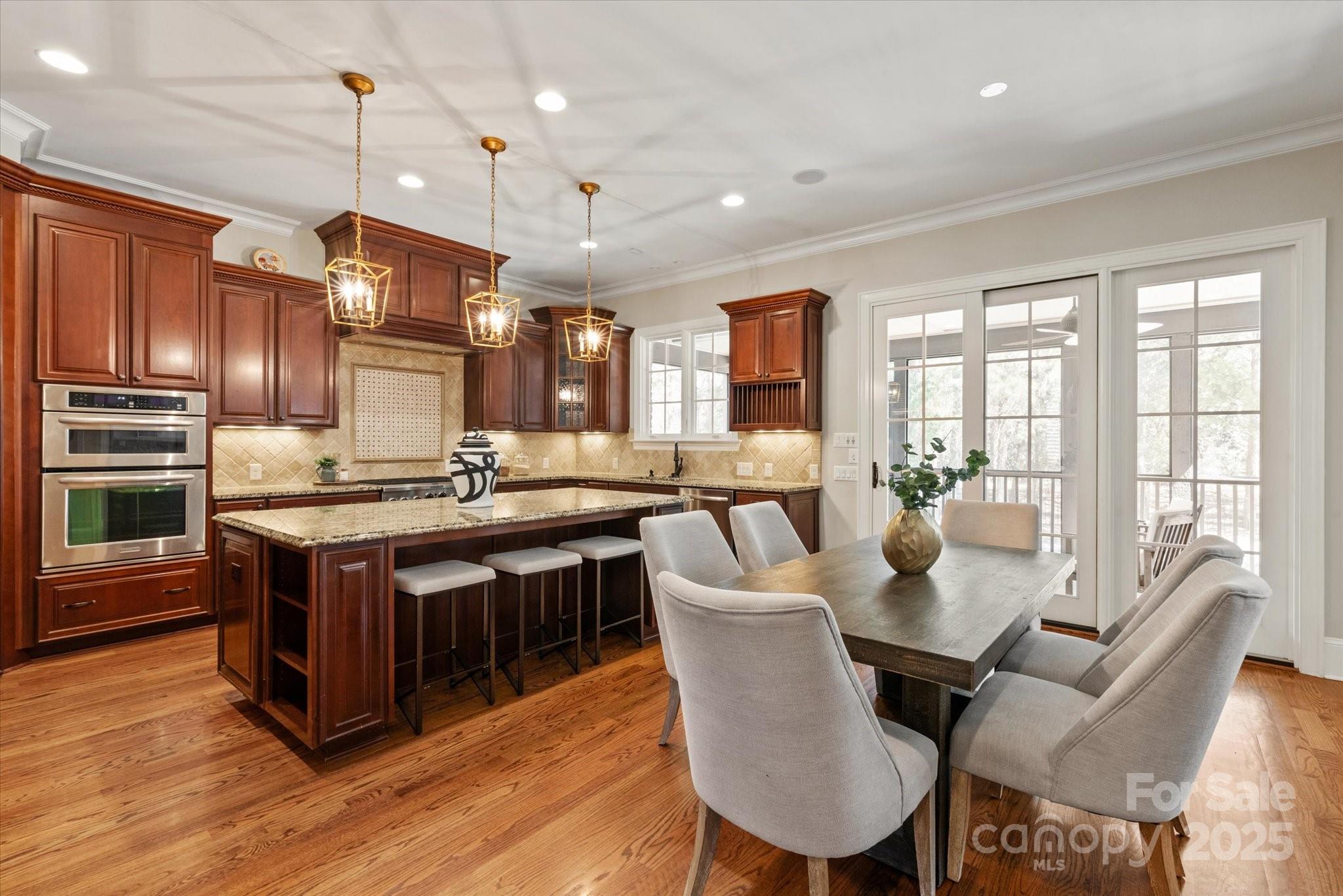 Longview - Residential