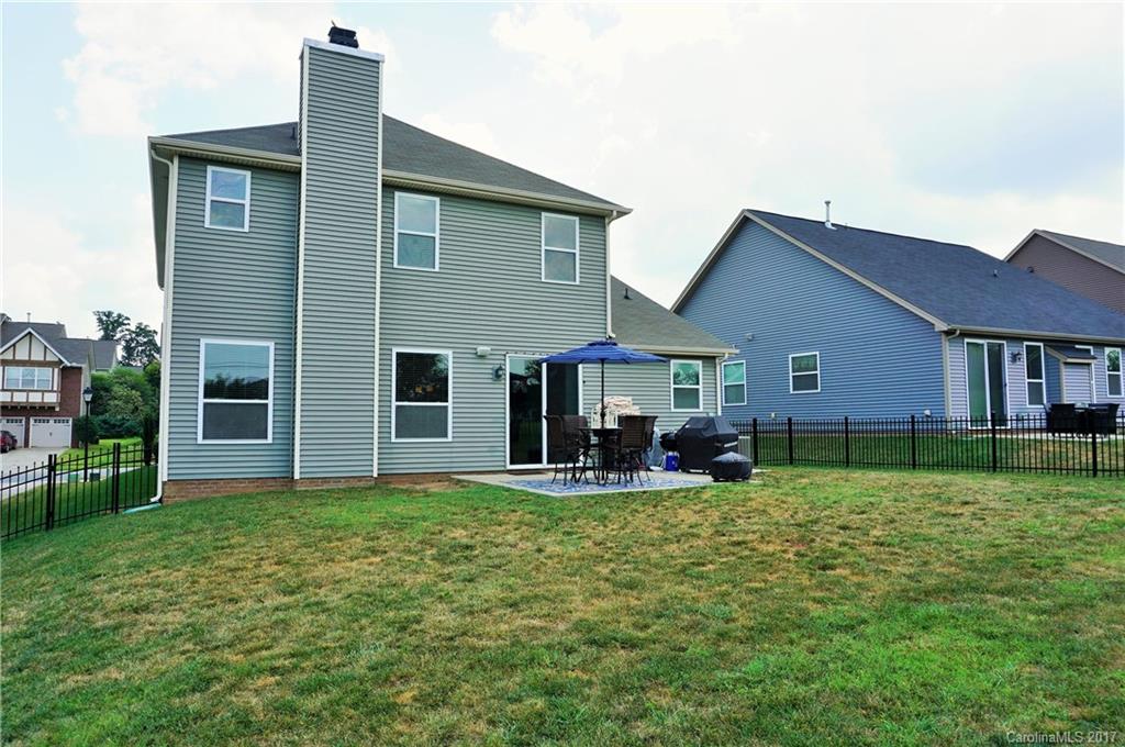 Mountain Laurel - Residential