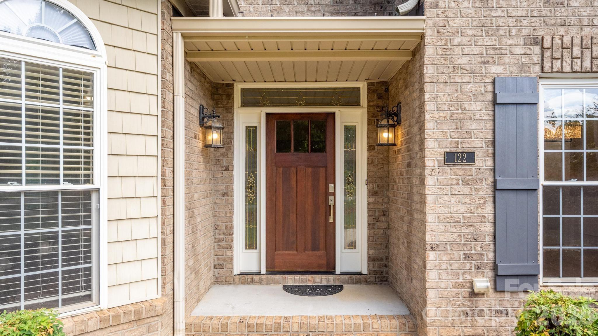 122 English Ivy Lane
