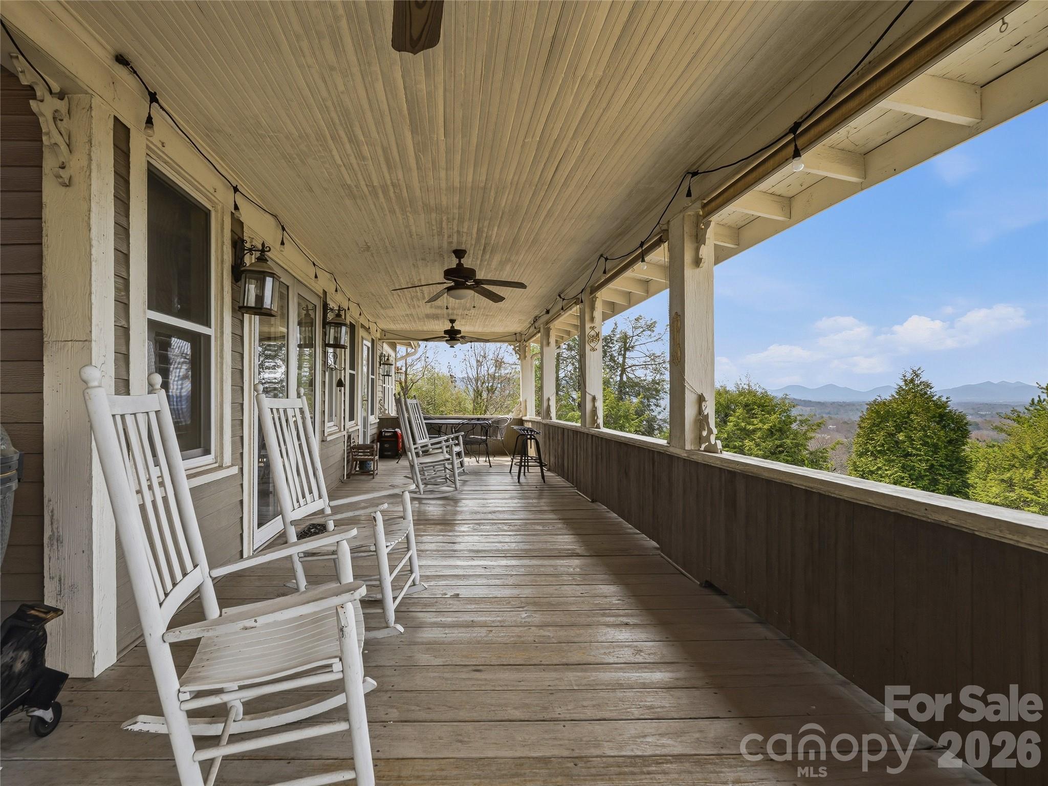 Le Perrion At Hamburg Mt - Residential