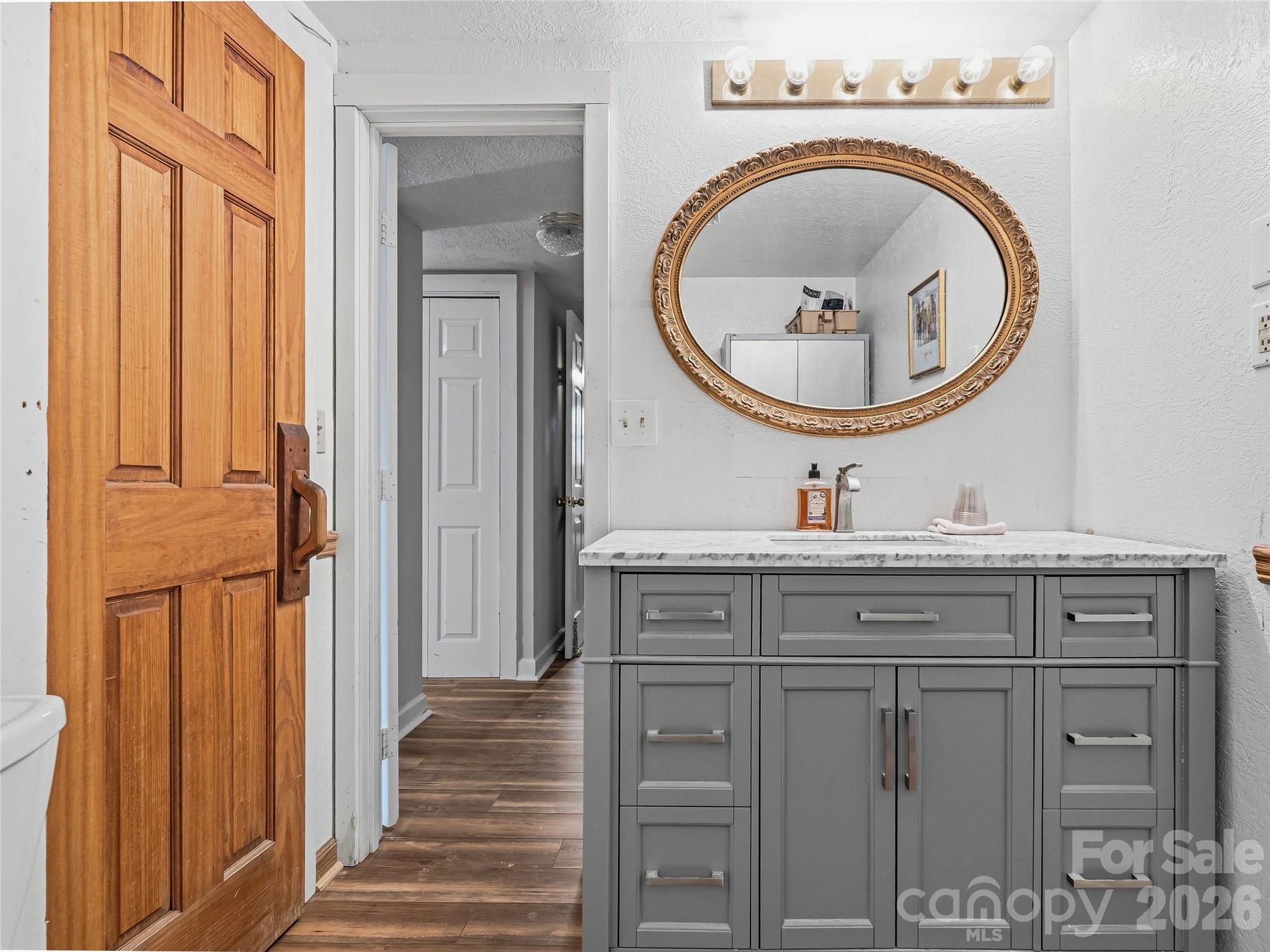 Le Perrion At Hamburg Mt - Residential