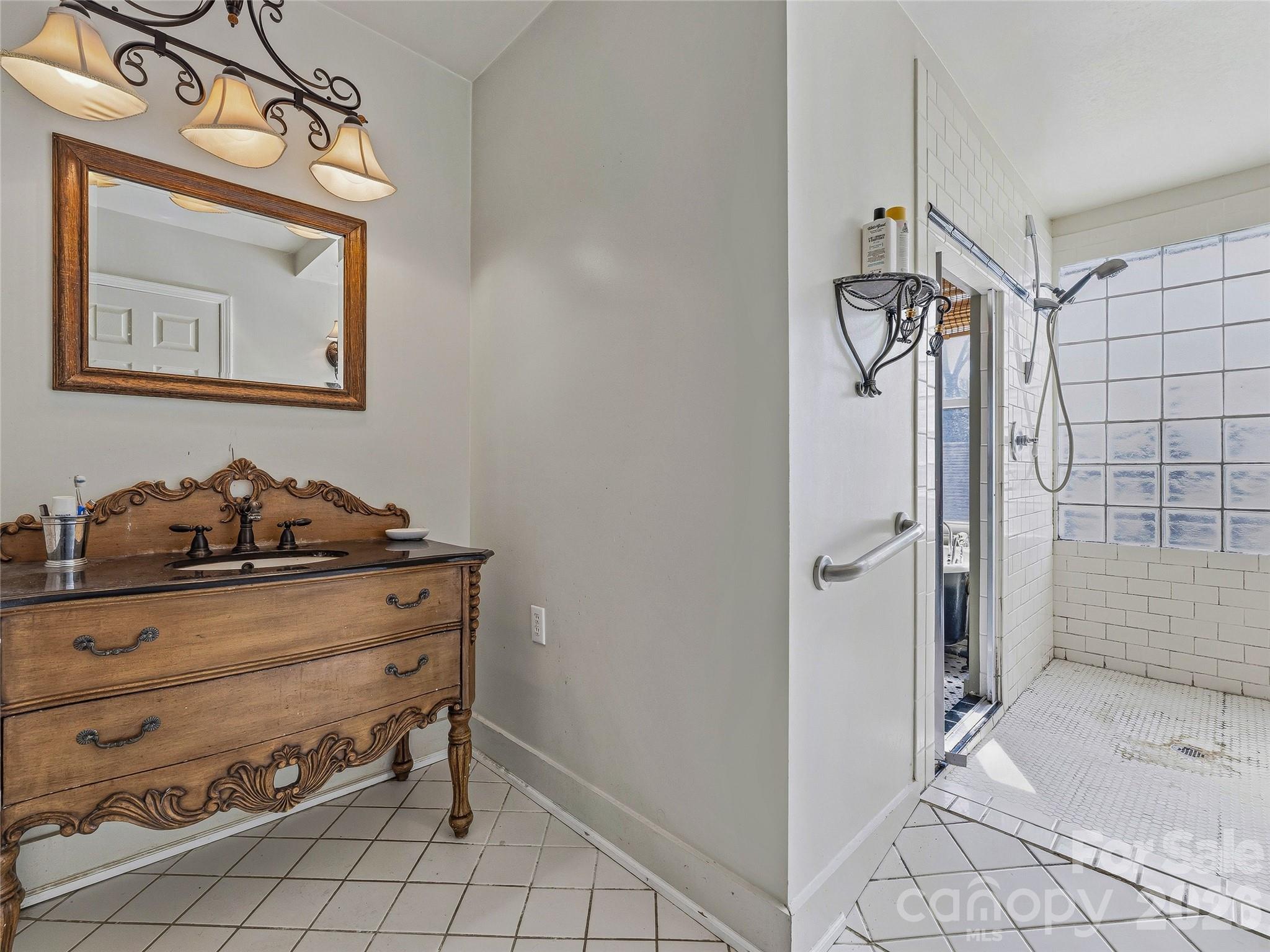 Le Perrion At Hamburg Mt - Residential