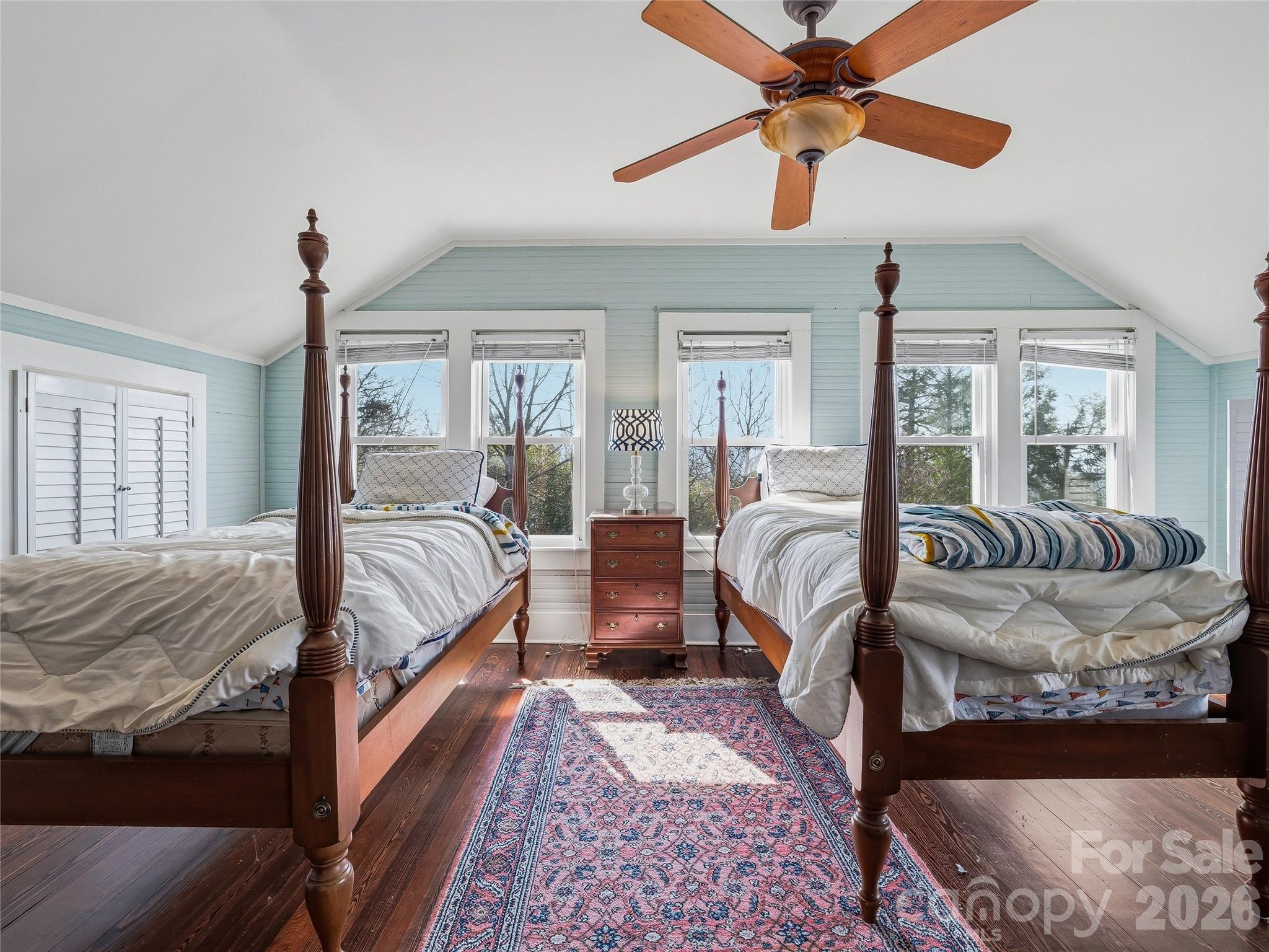 Le Perrion At Hamburg Mt - Residential