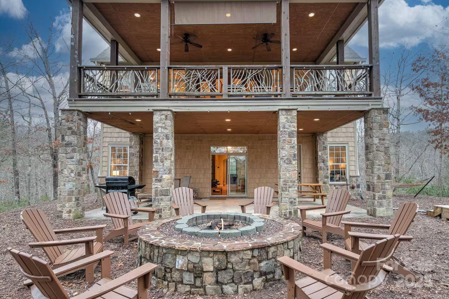 376 Grandview Drive