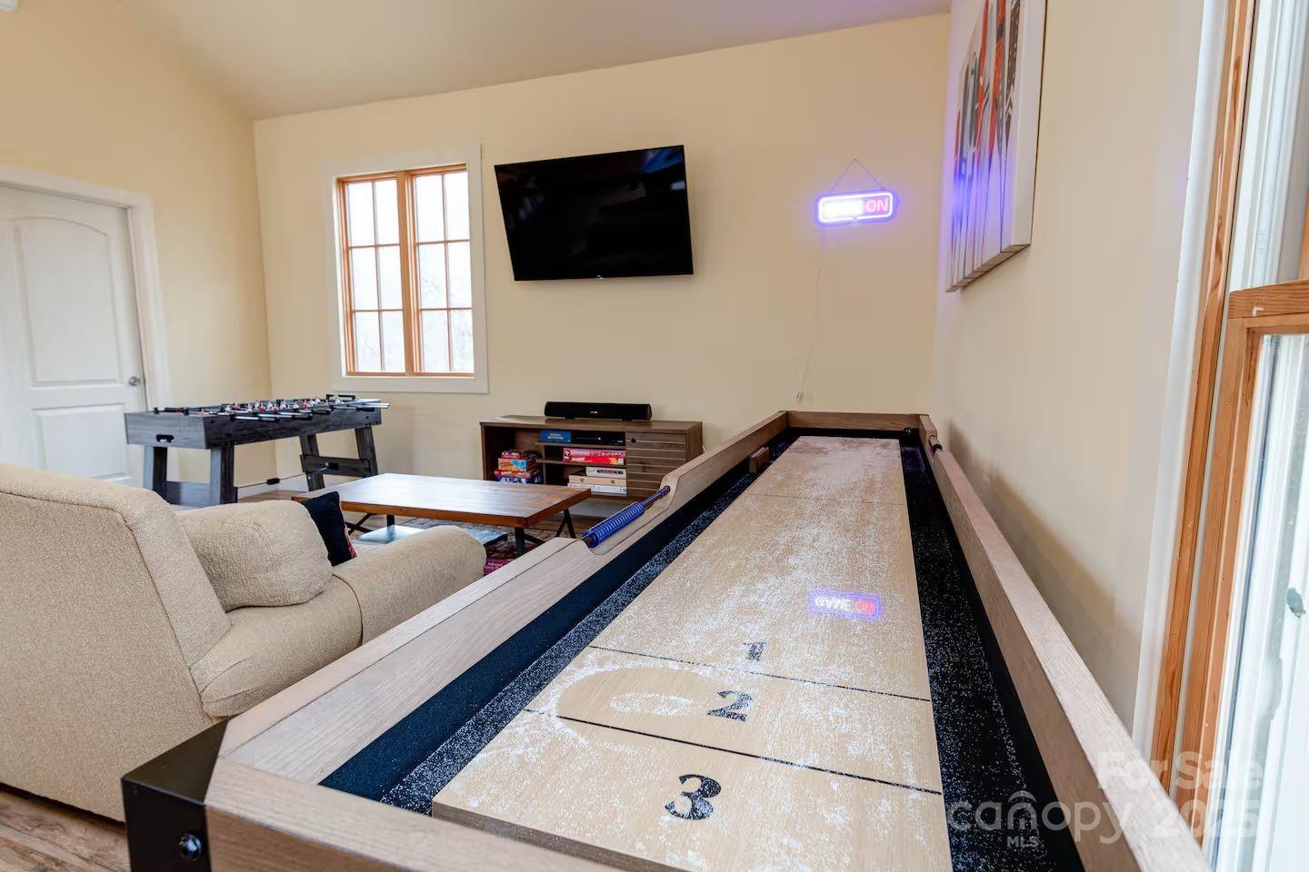 Rumbling Bald on Lake Lure - Residential