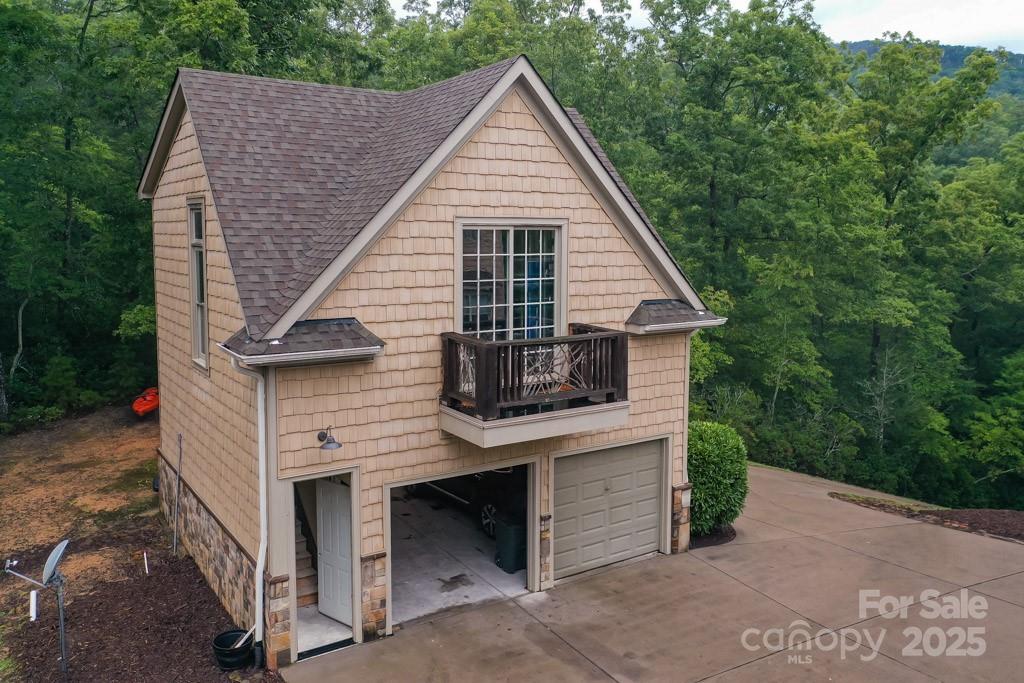 Rumbling Bald on Lake Lure - Residential