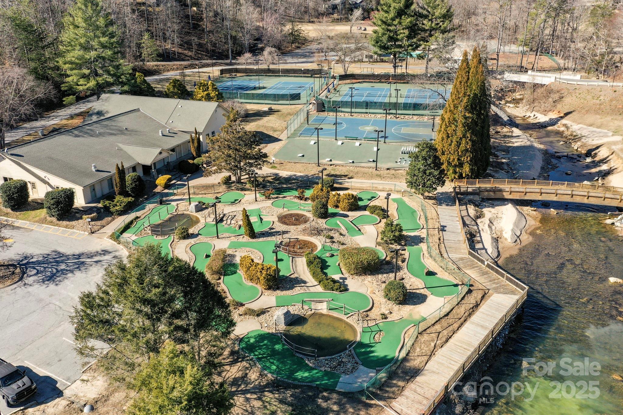 Rumbling Bald on Lake Lure - Residential