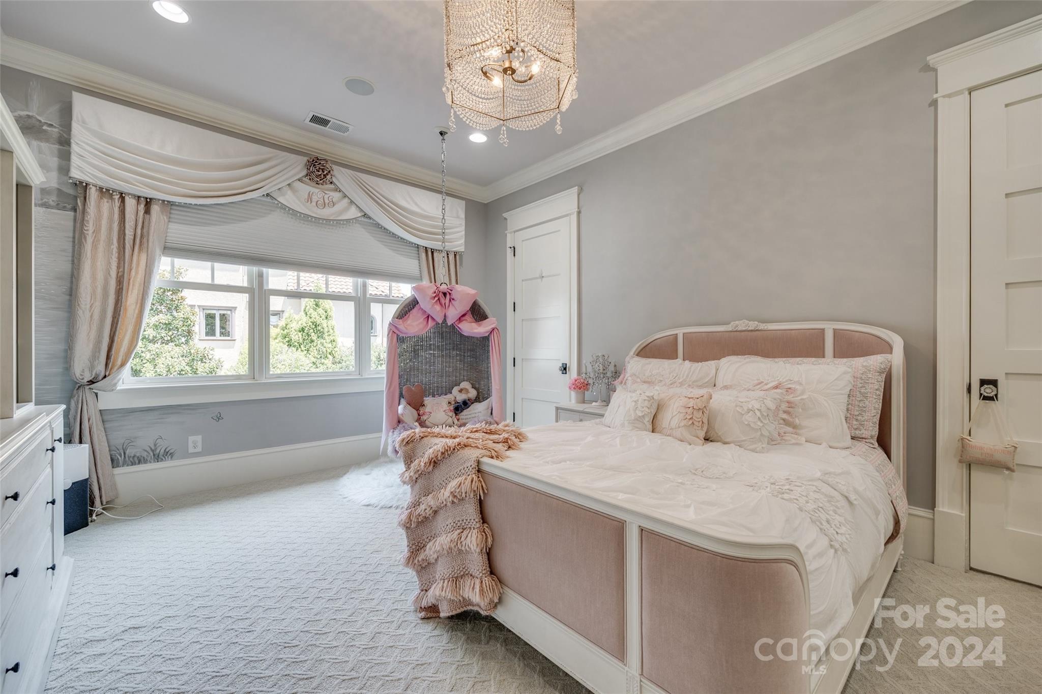 The Palisades - Residential