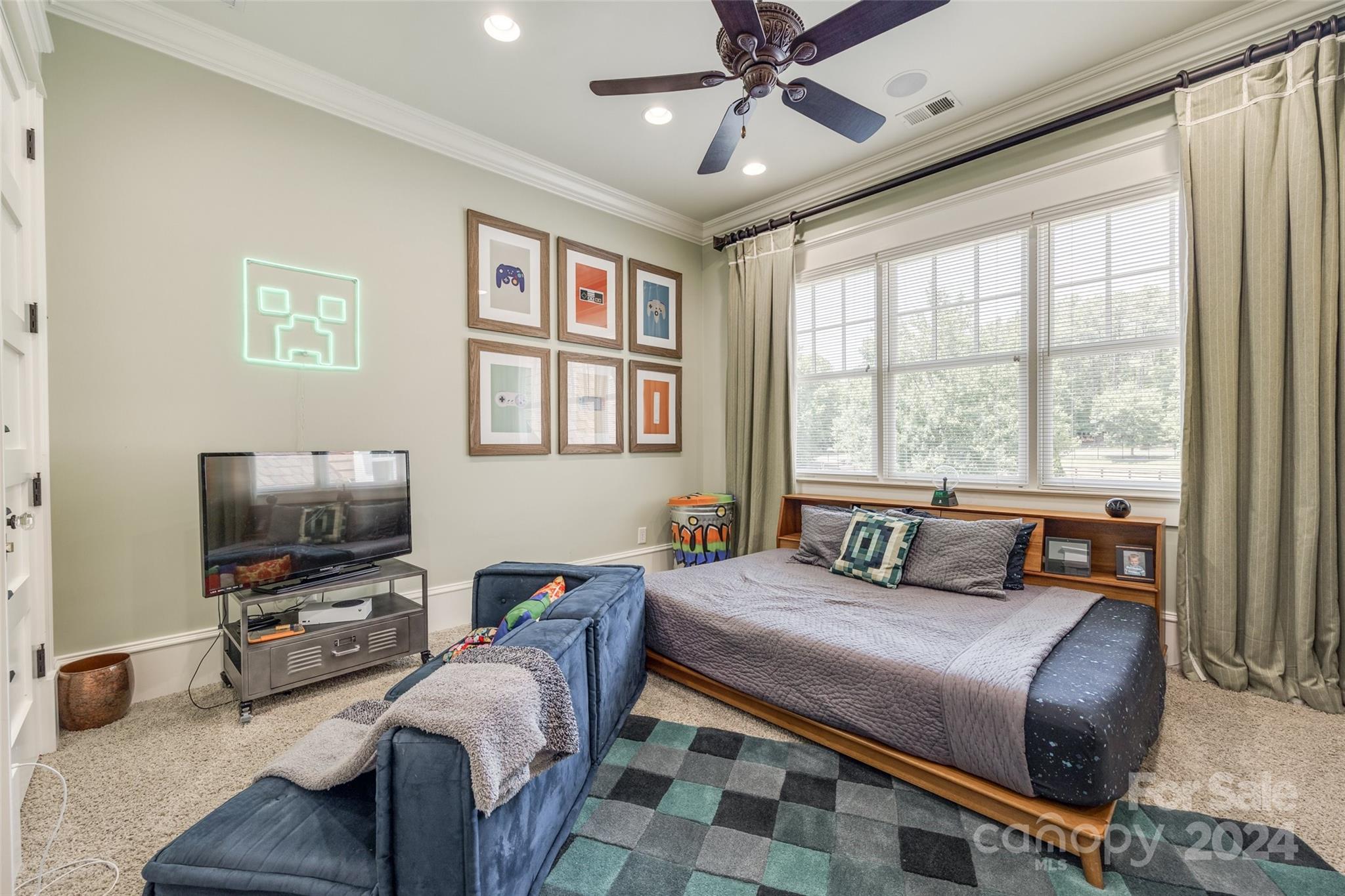 The Palisades - Residential