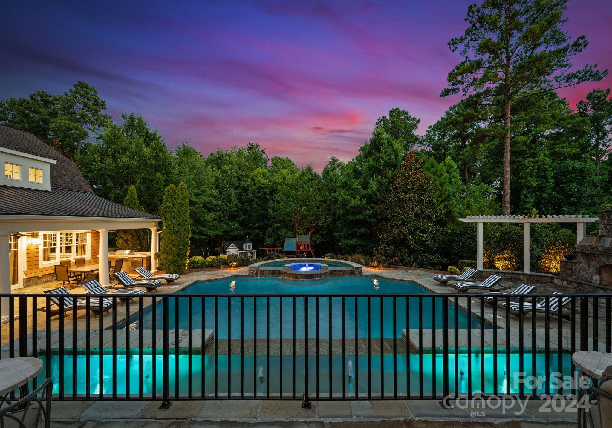 The Palisades - Residential