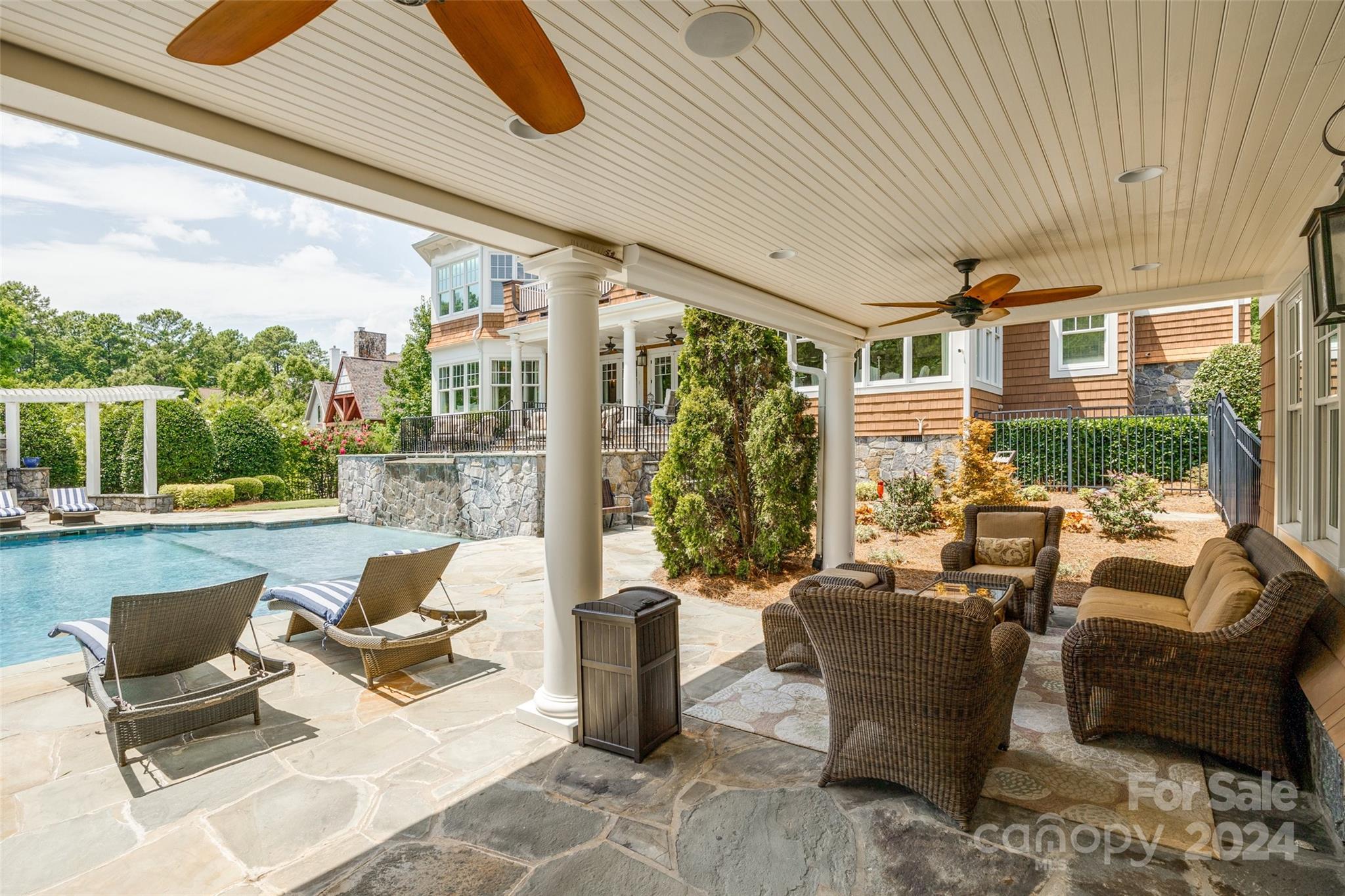 The Palisades - Residential