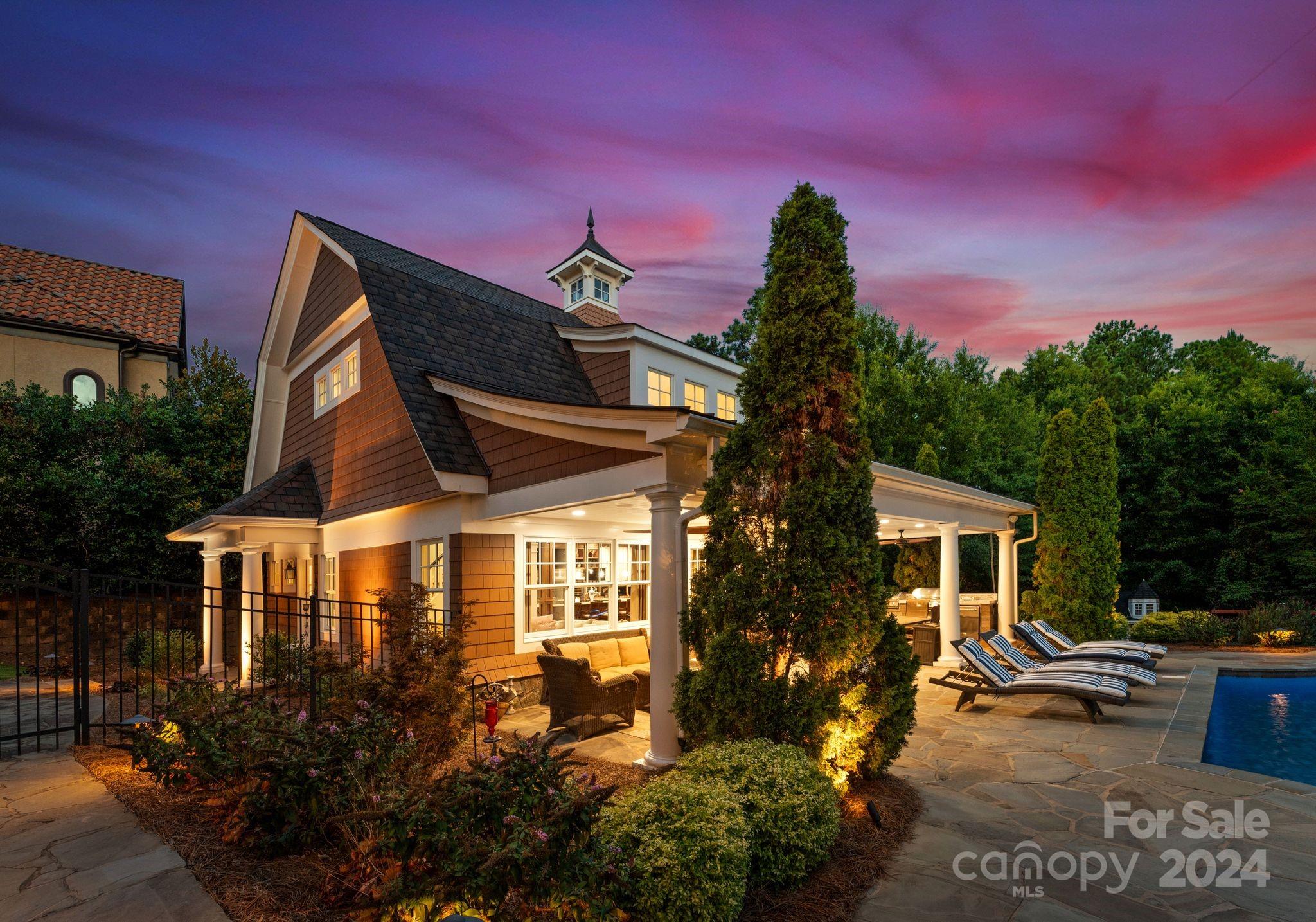 The Palisades - Residential