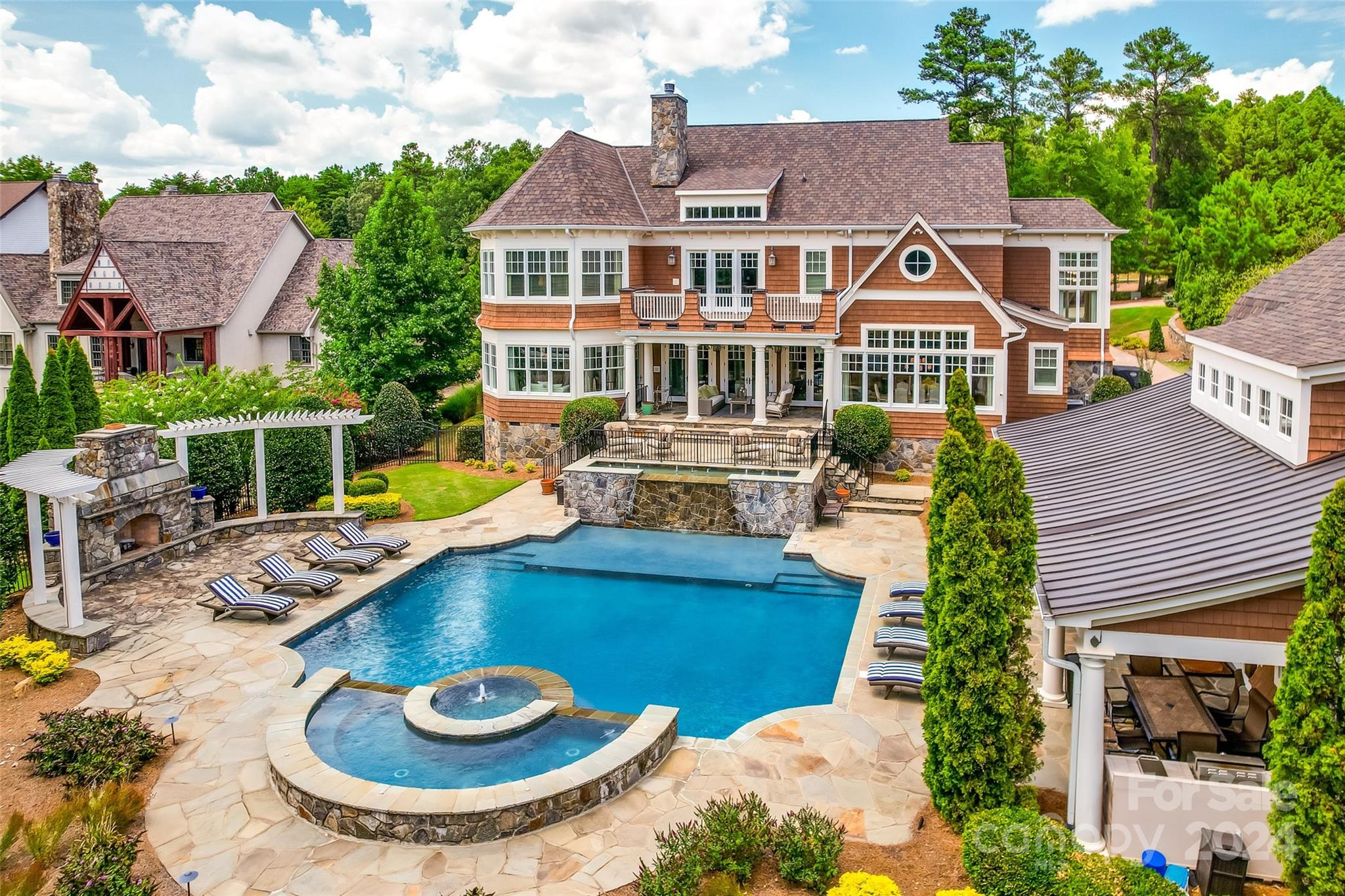 The Palisades - Residential