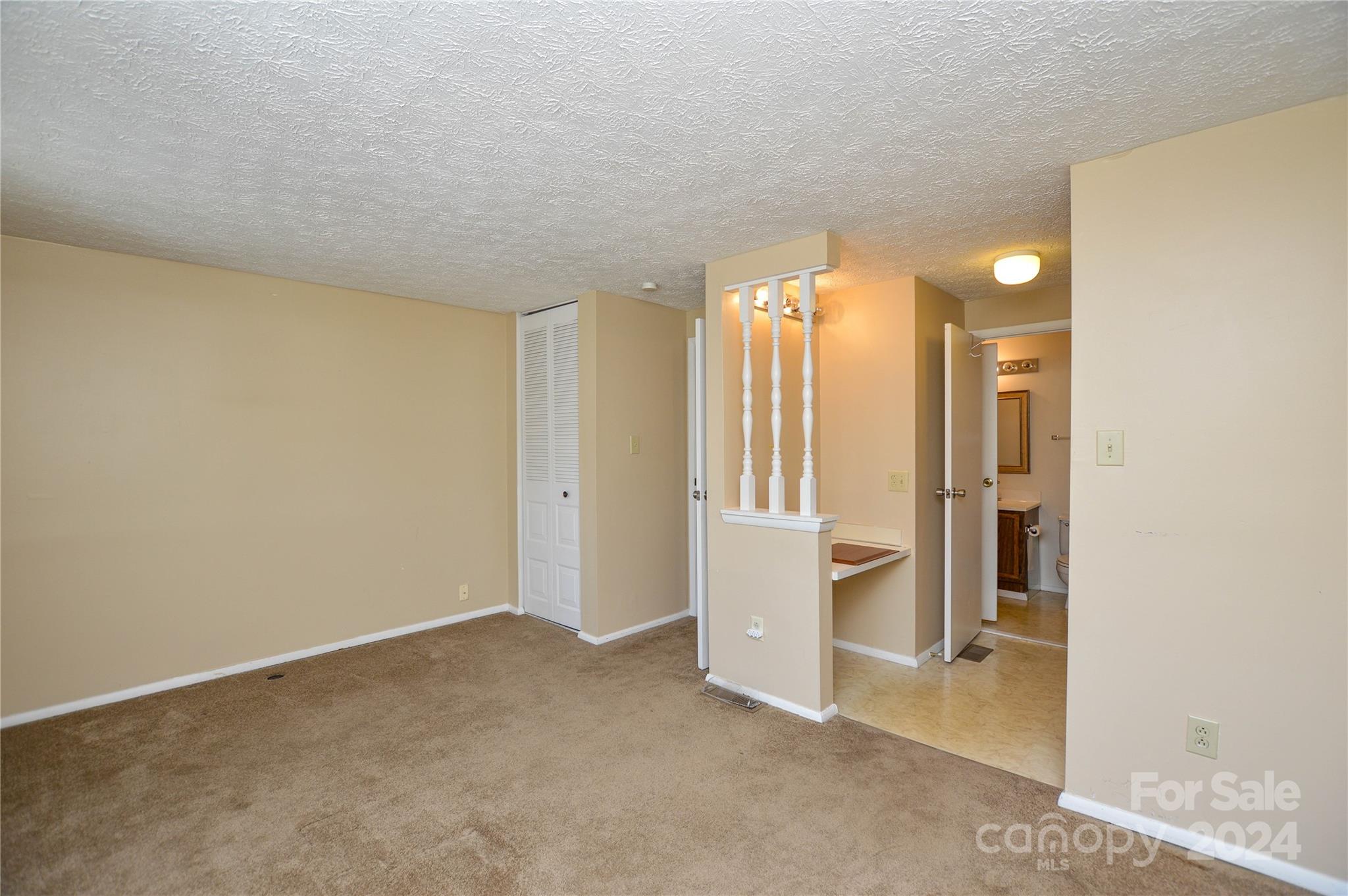 Waterford Townhomes - Residential