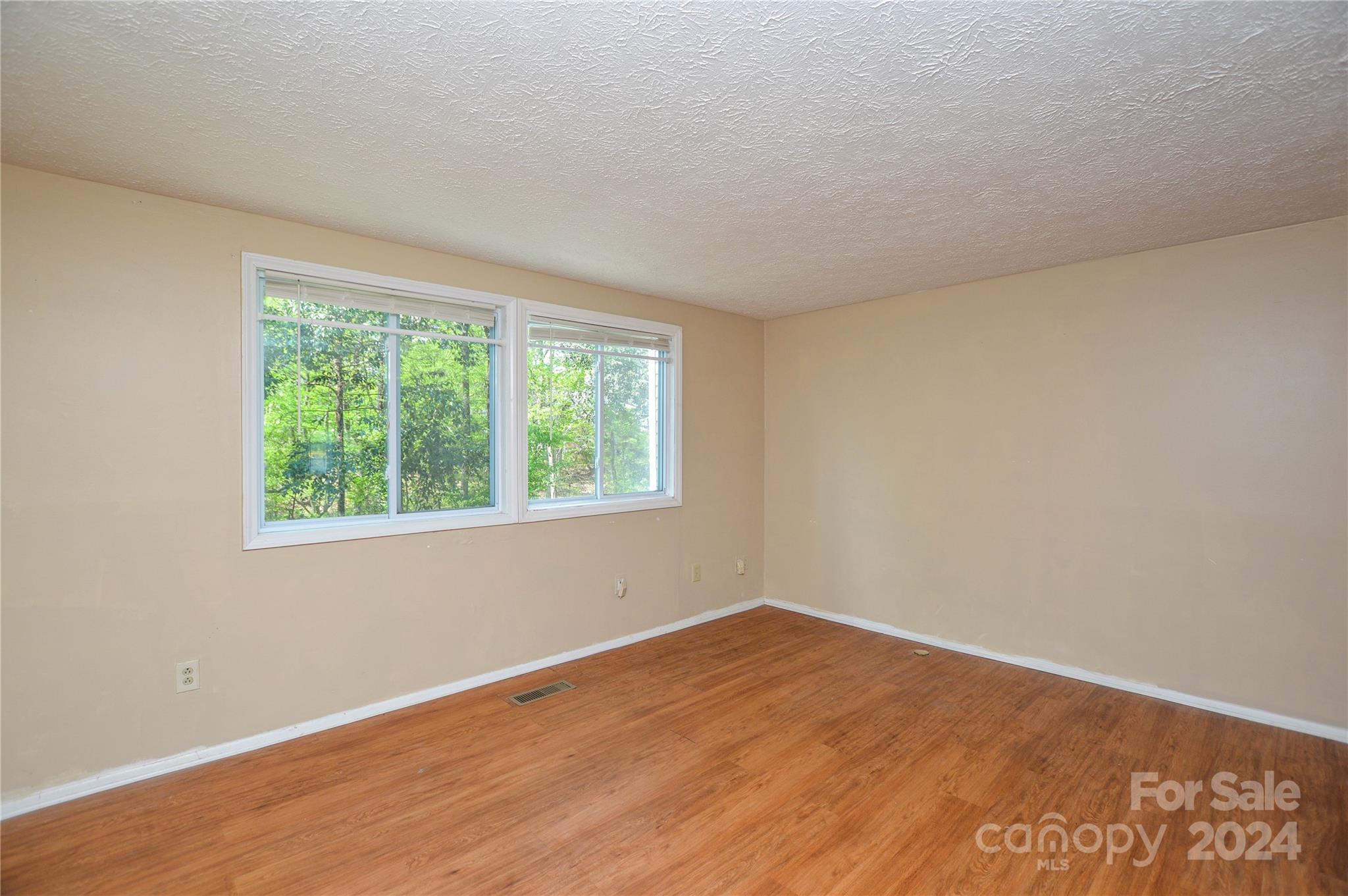 Waterford Townhomes - Residential