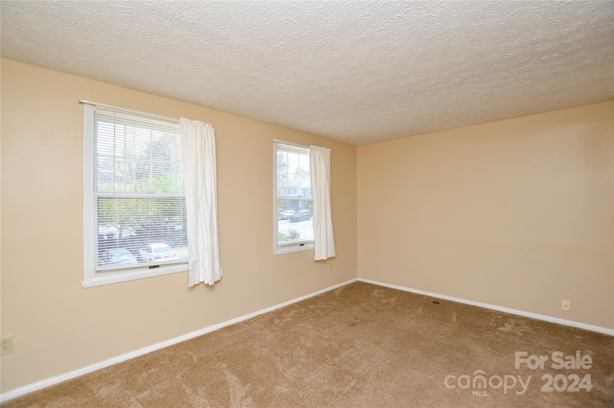 Waterford Townhomes - Residential