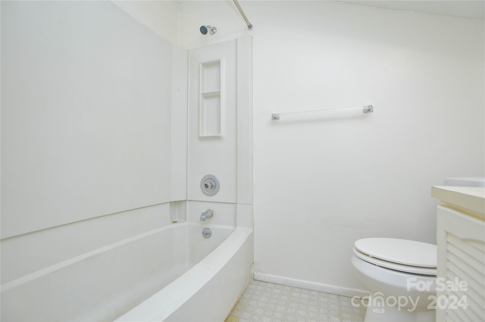 Waterford Townhomes - Residential