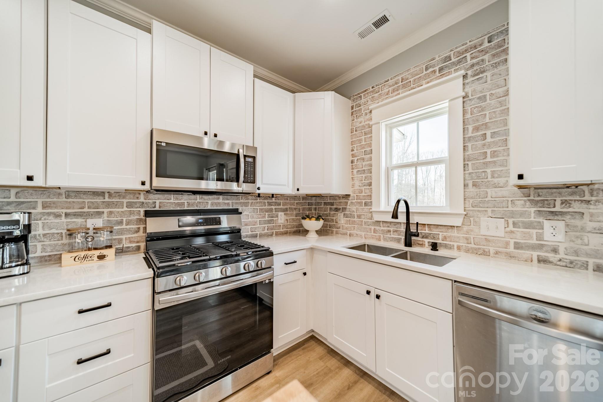 Briarwood - Residential