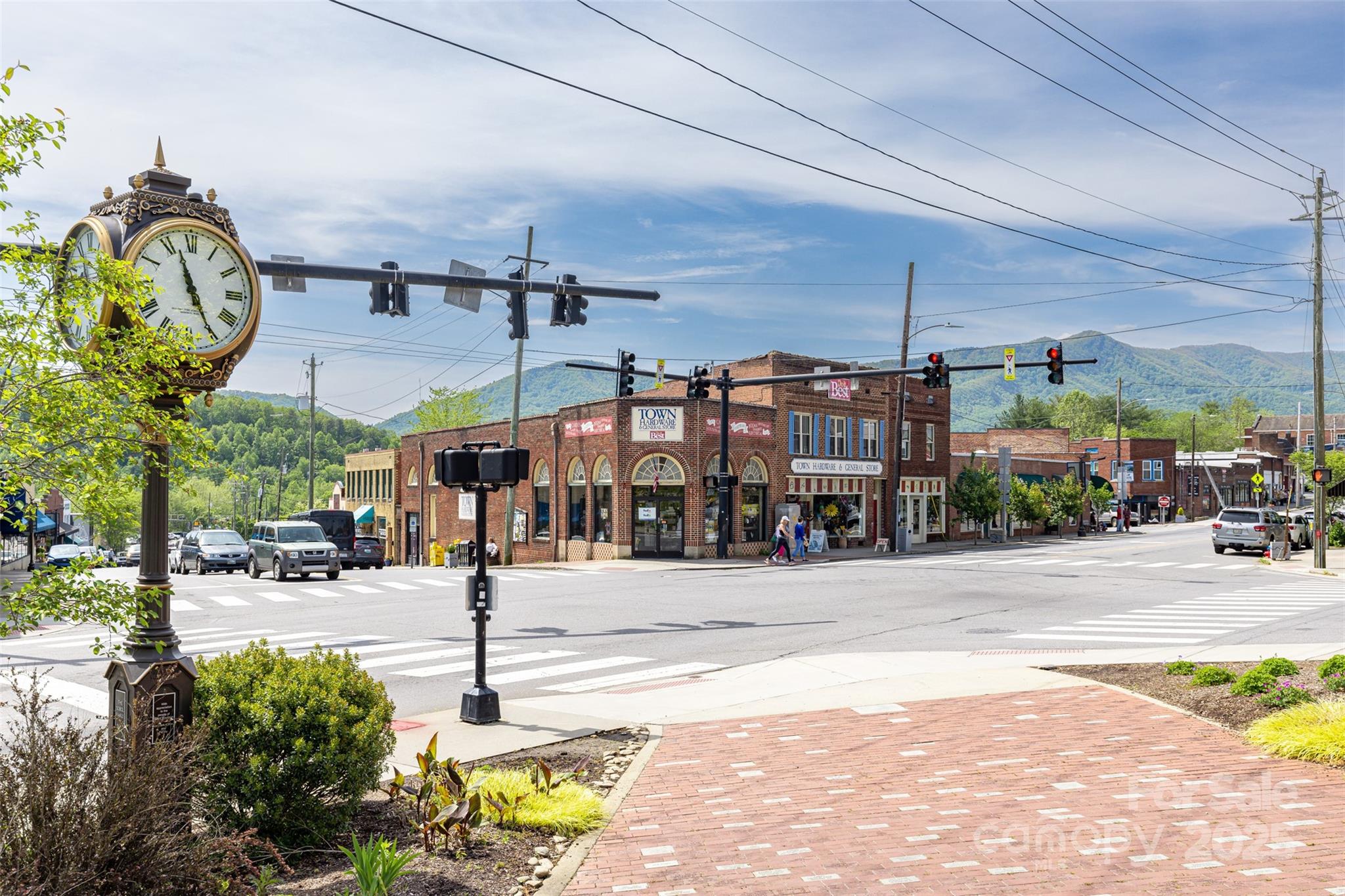 Locust Springs - Residential