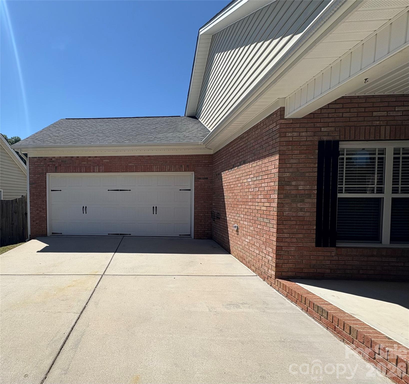 Abis Place - Residential