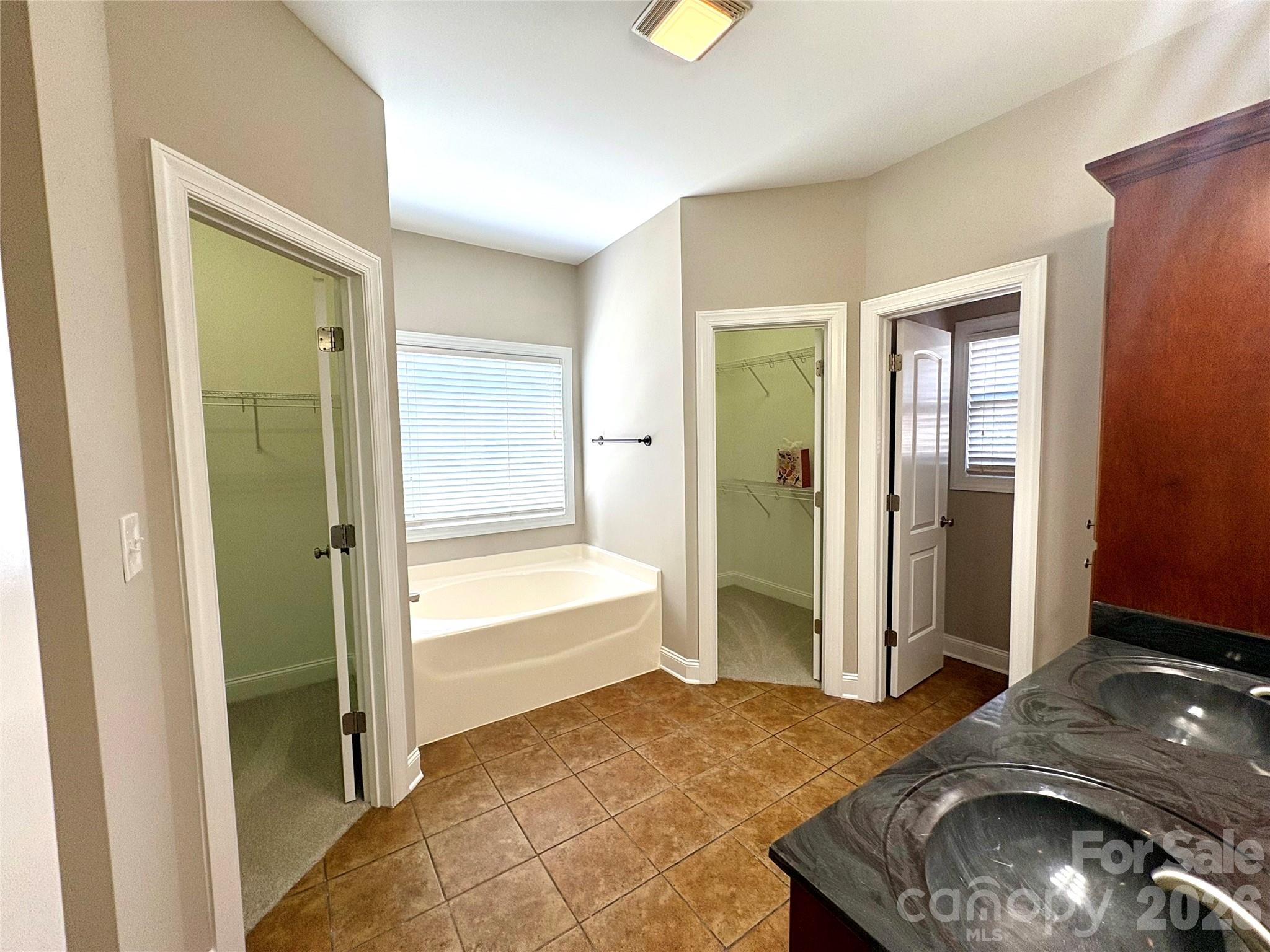 Abis Place - Residential