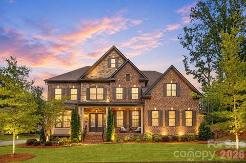 Photo of 7626 Deerfield Manor Drive, Charlotte, NC 28270 (MLS # 4383264)