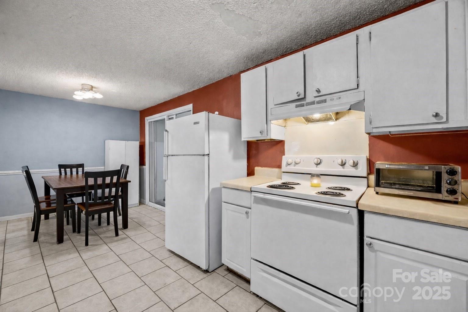 8114 Holly Hill Road