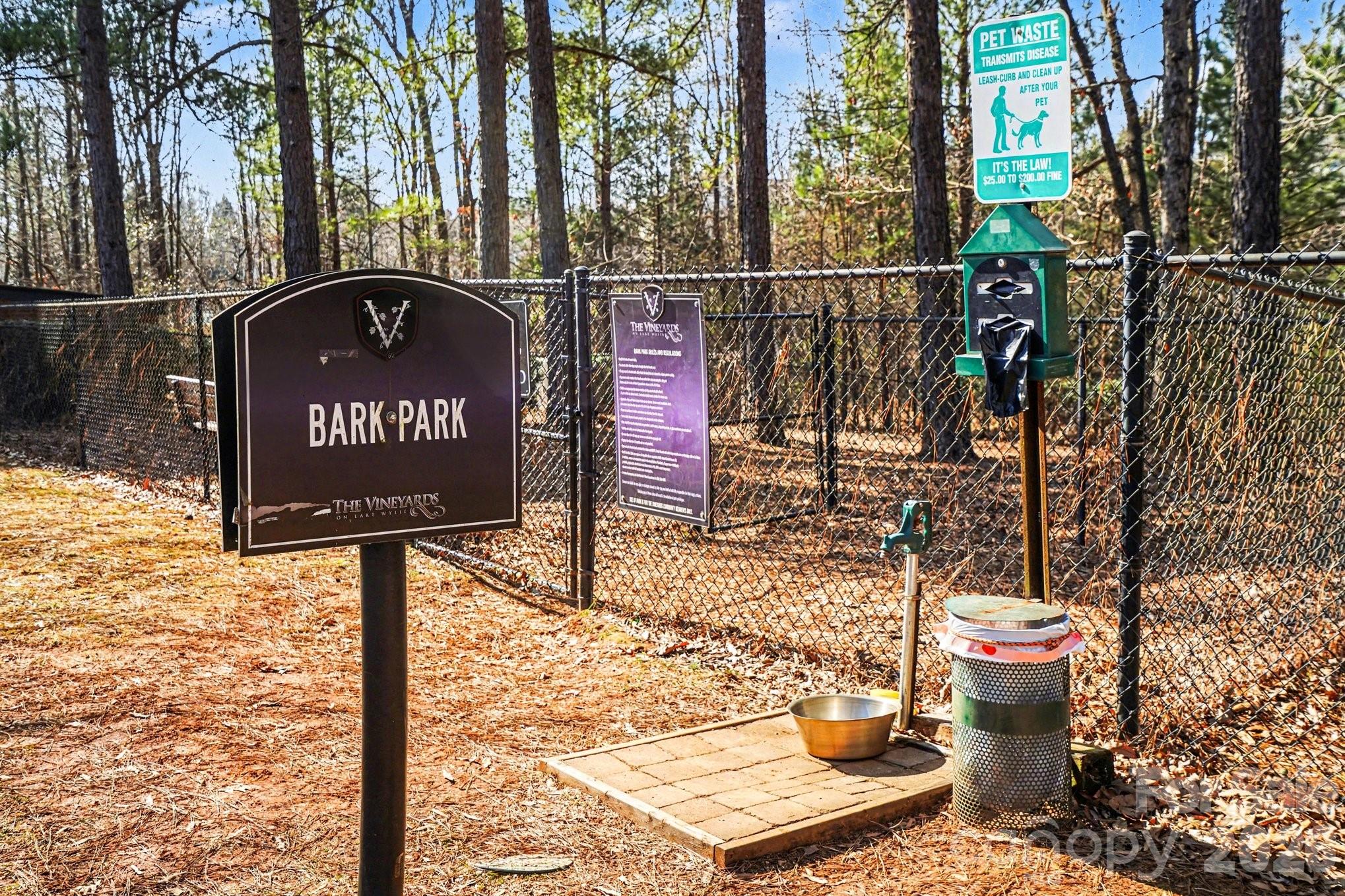 The Vineyards on Lake Wylie - Residential