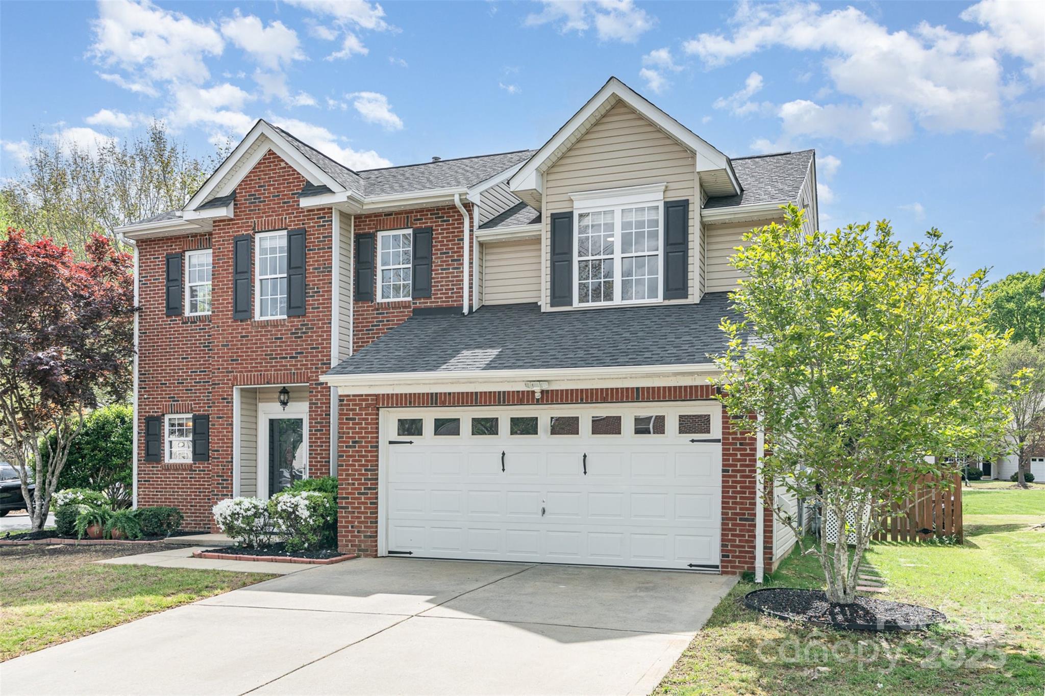 9803 Forest Run Lane