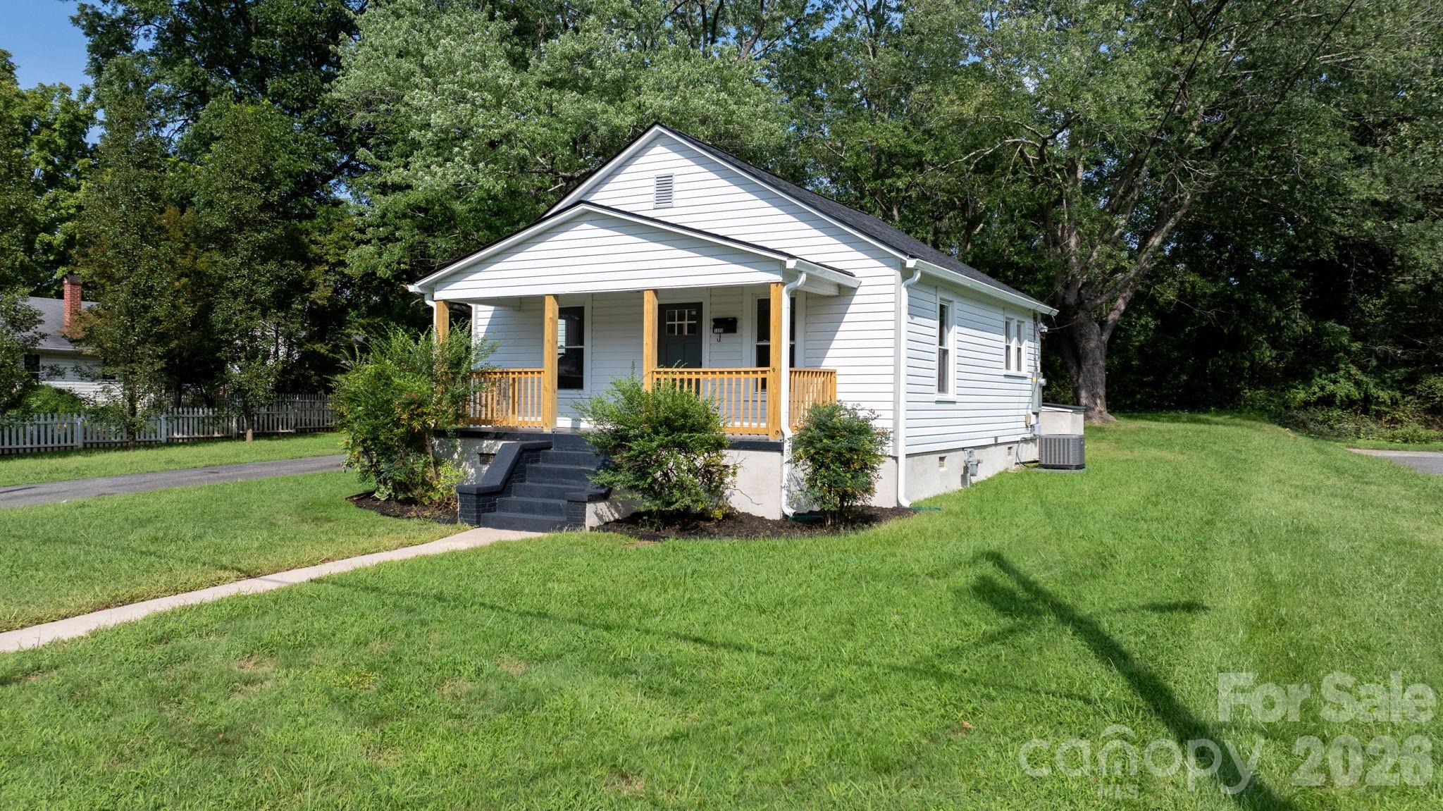 1320 14th Street Drive NE