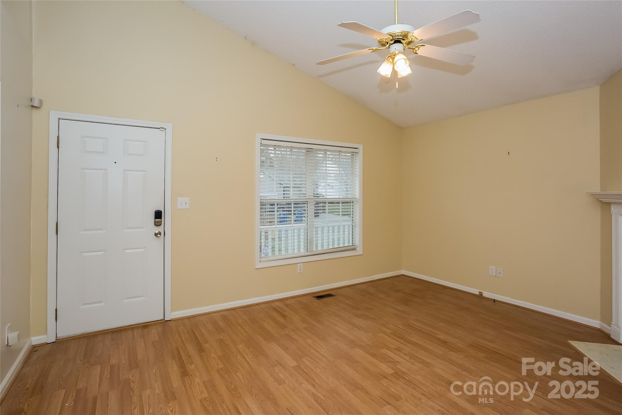 828 Saint Andrews Place
