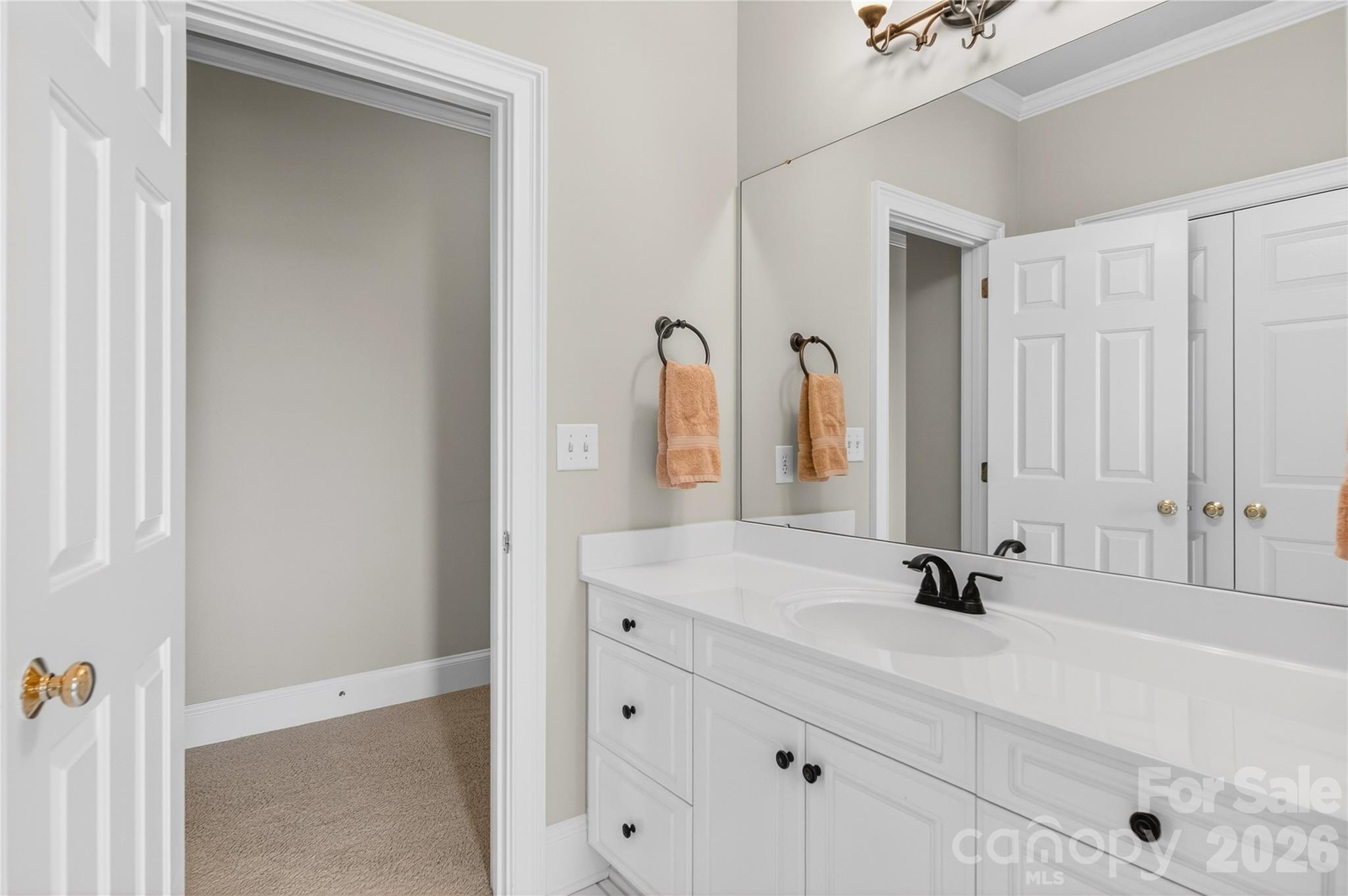 The Peninsula - Residential