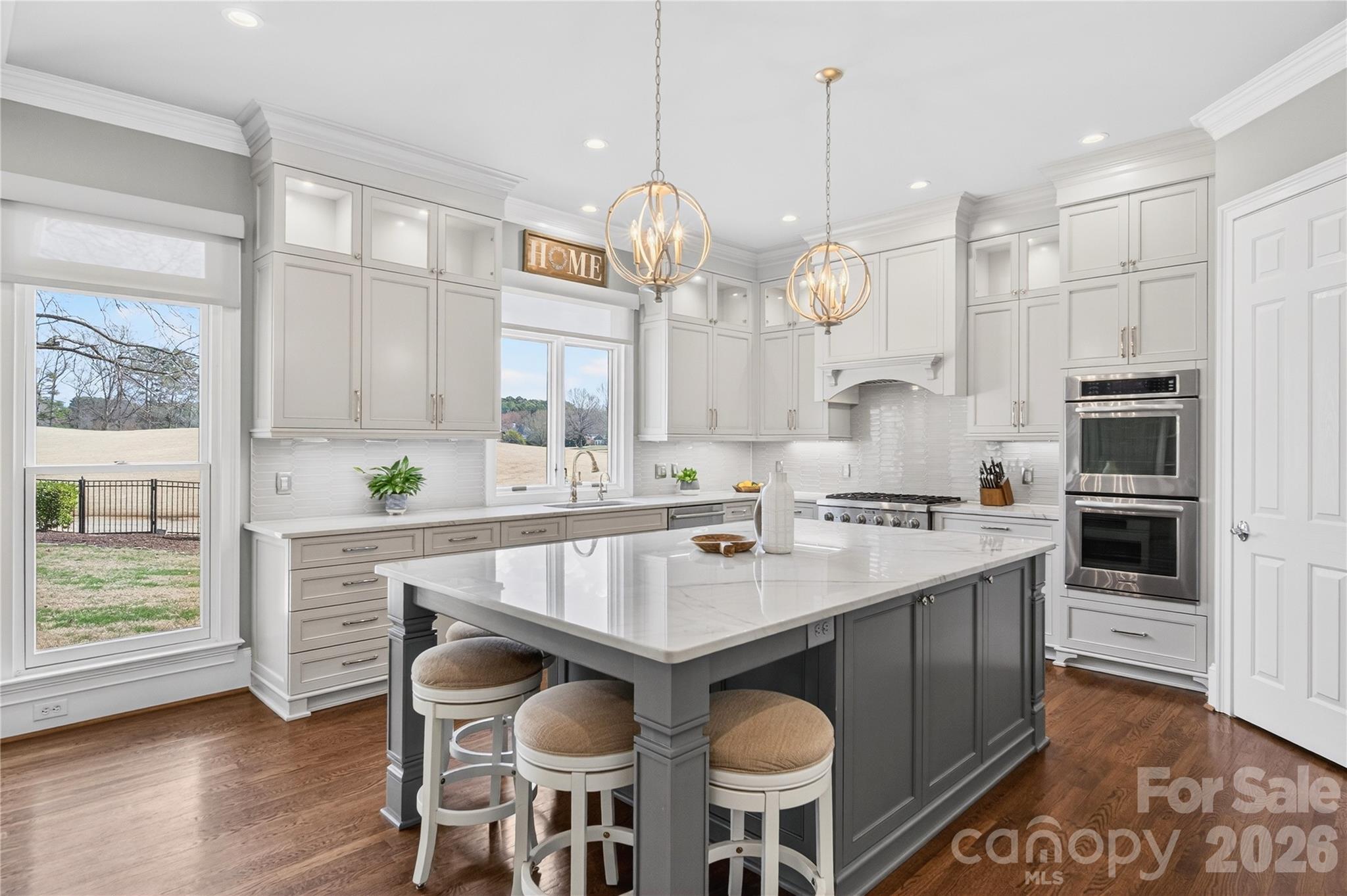 The Peninsula - Residential