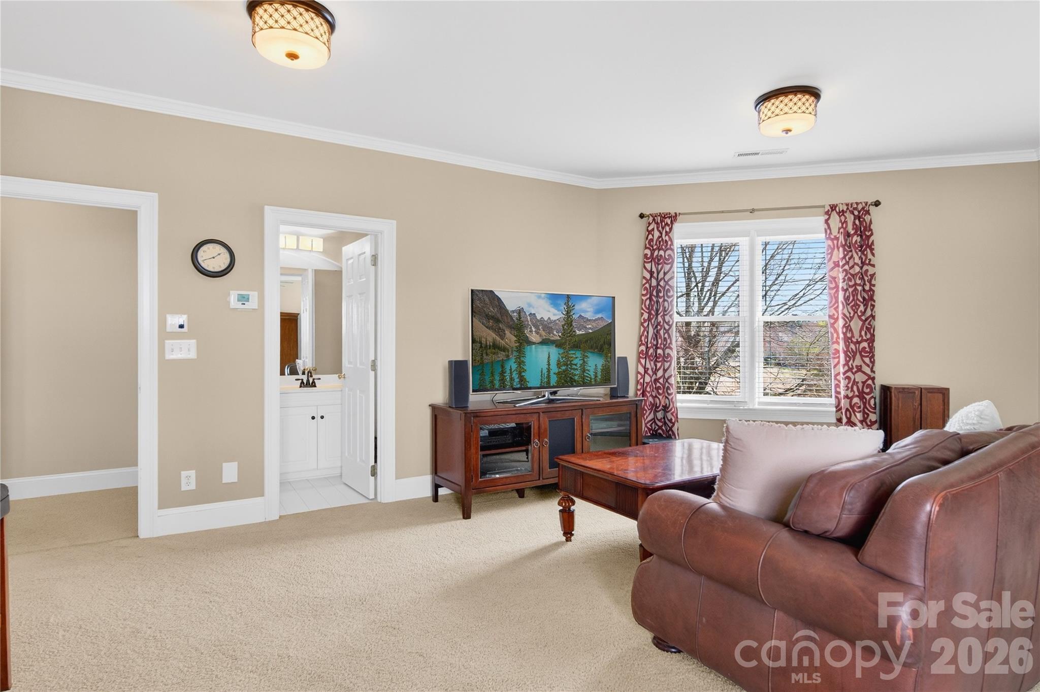 The Peninsula - Residential