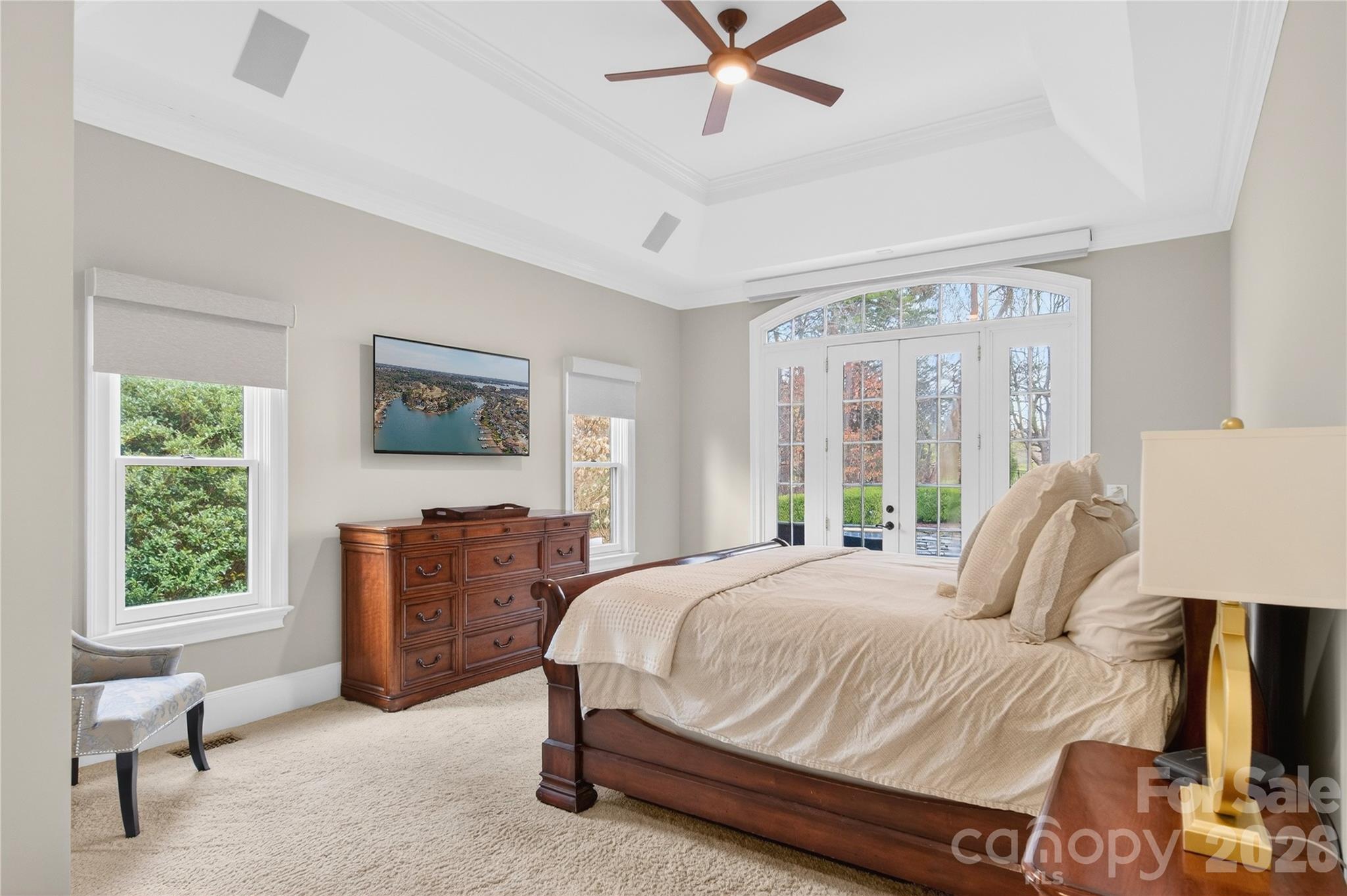 The Peninsula - Residential