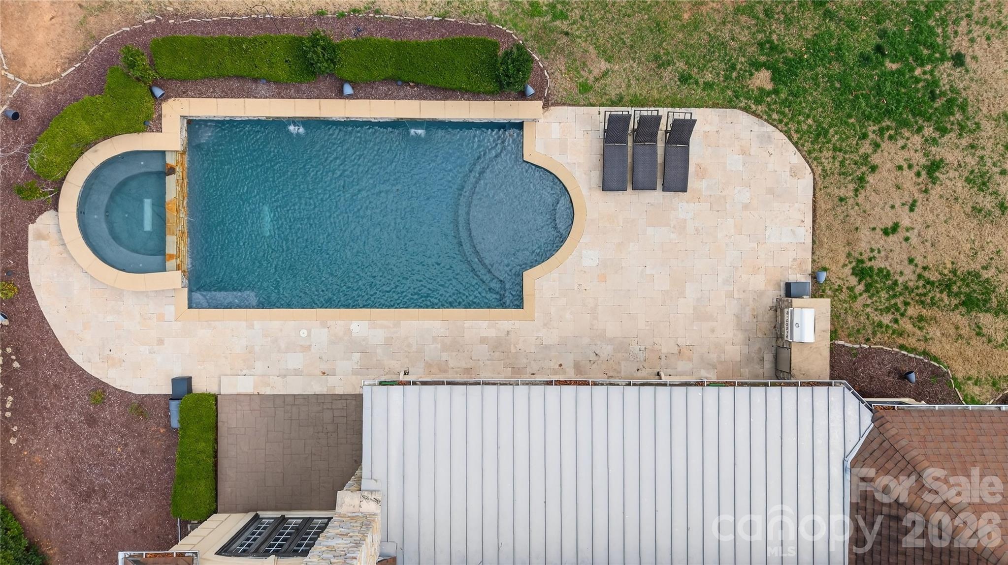 The Peninsula - Residential