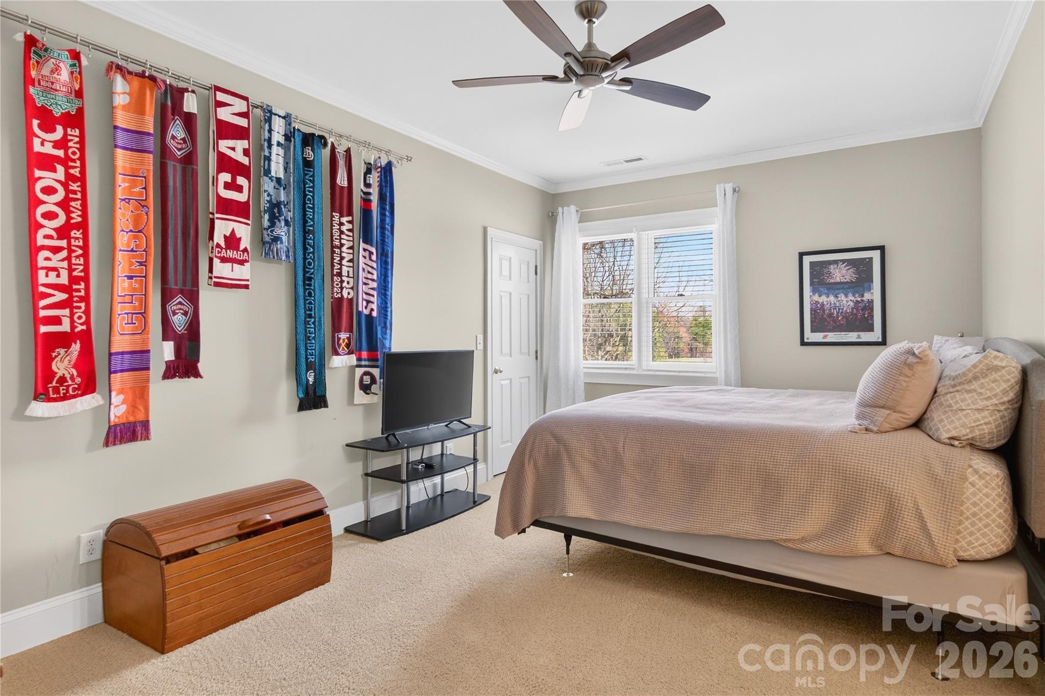 The Peninsula - Residential