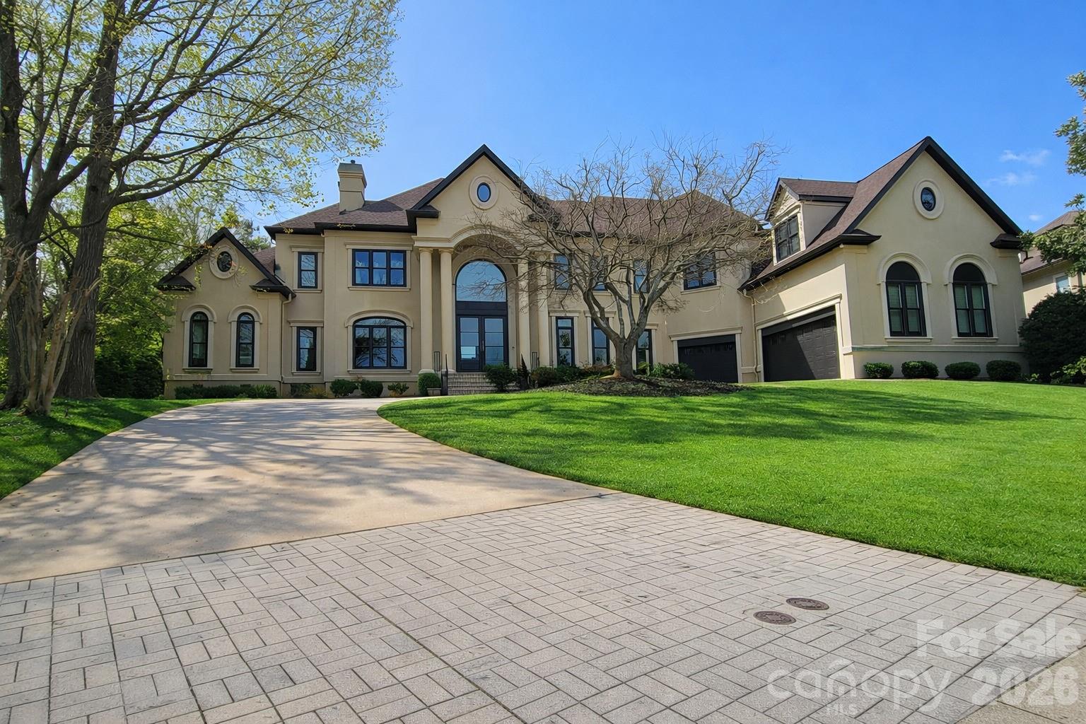 The Peninsula - Residential