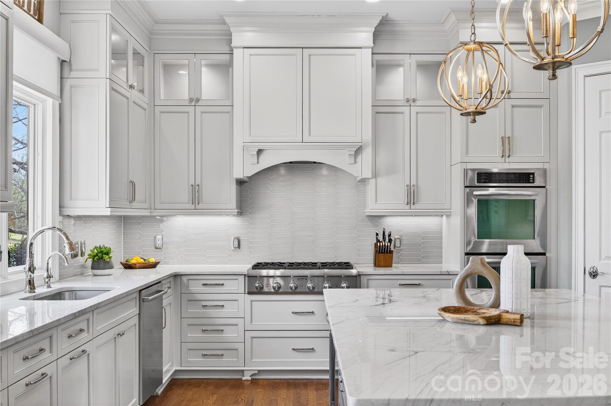 The Peninsula - Residential