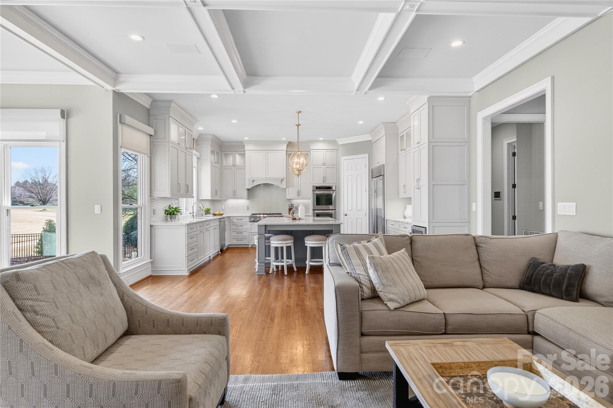 The Peninsula - Residential