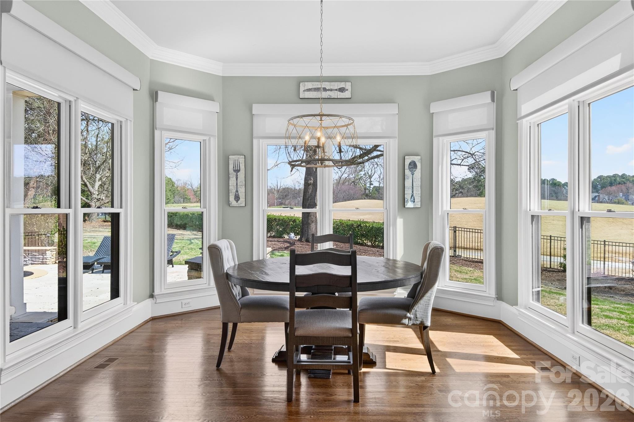 The Peninsula - Residential